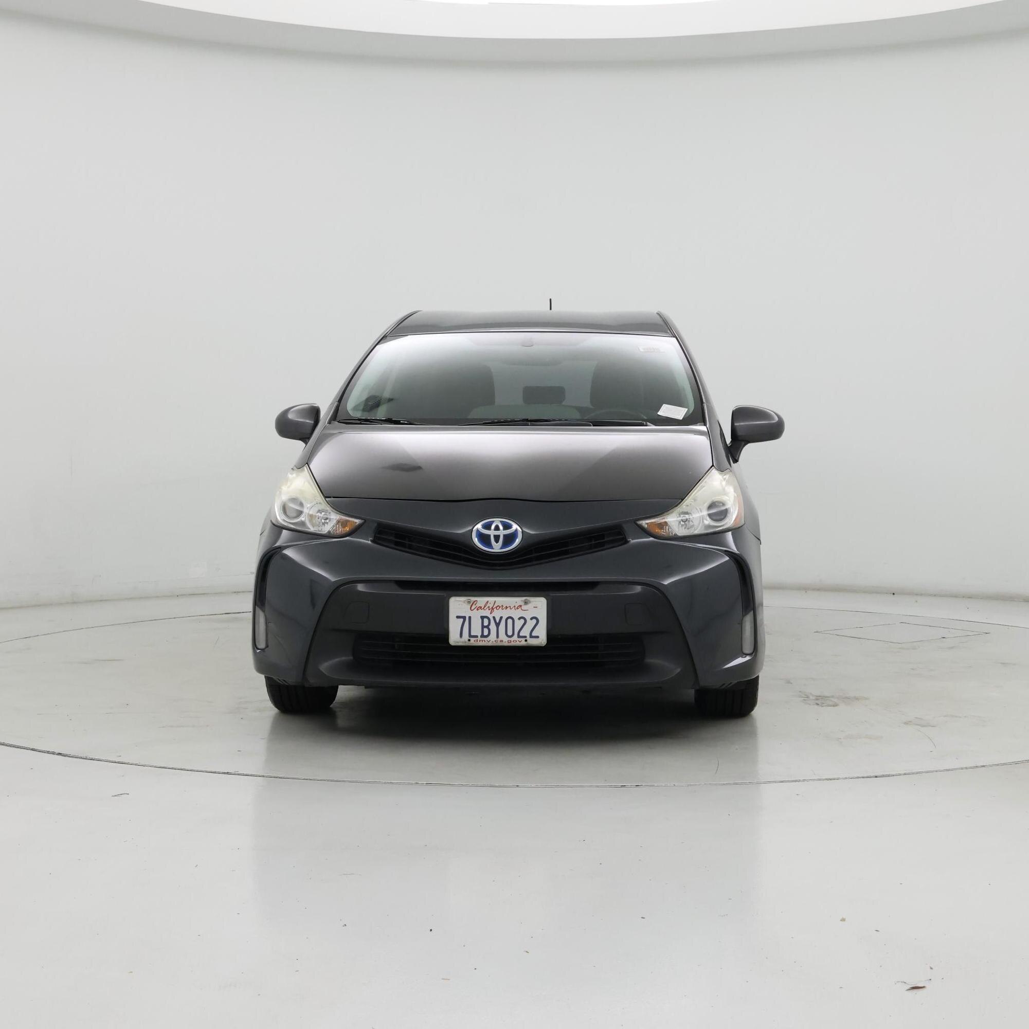 Thumbnail: 2015 Toyota Prius - 5