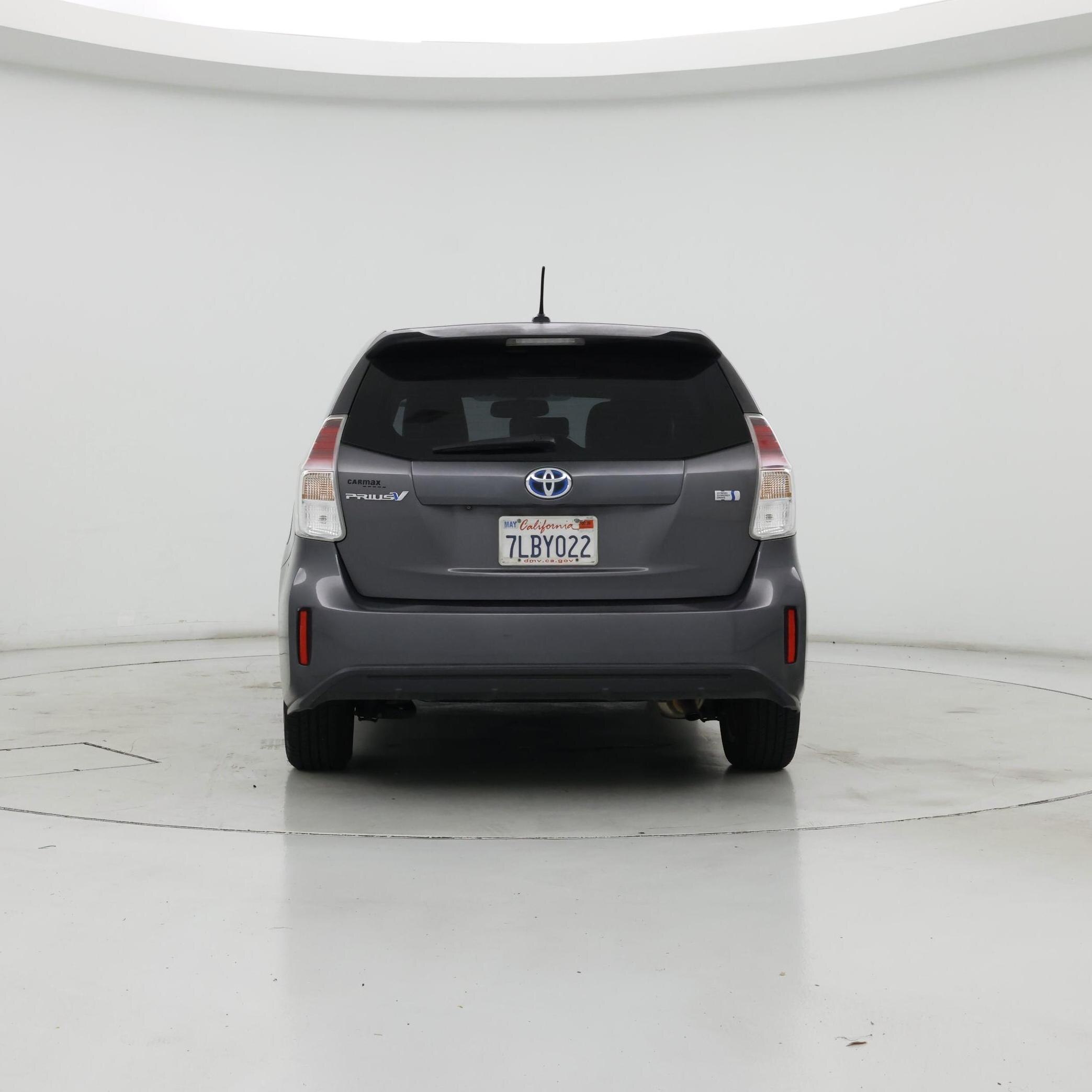 Thumbnail: 2015 Toyota Prius - 6