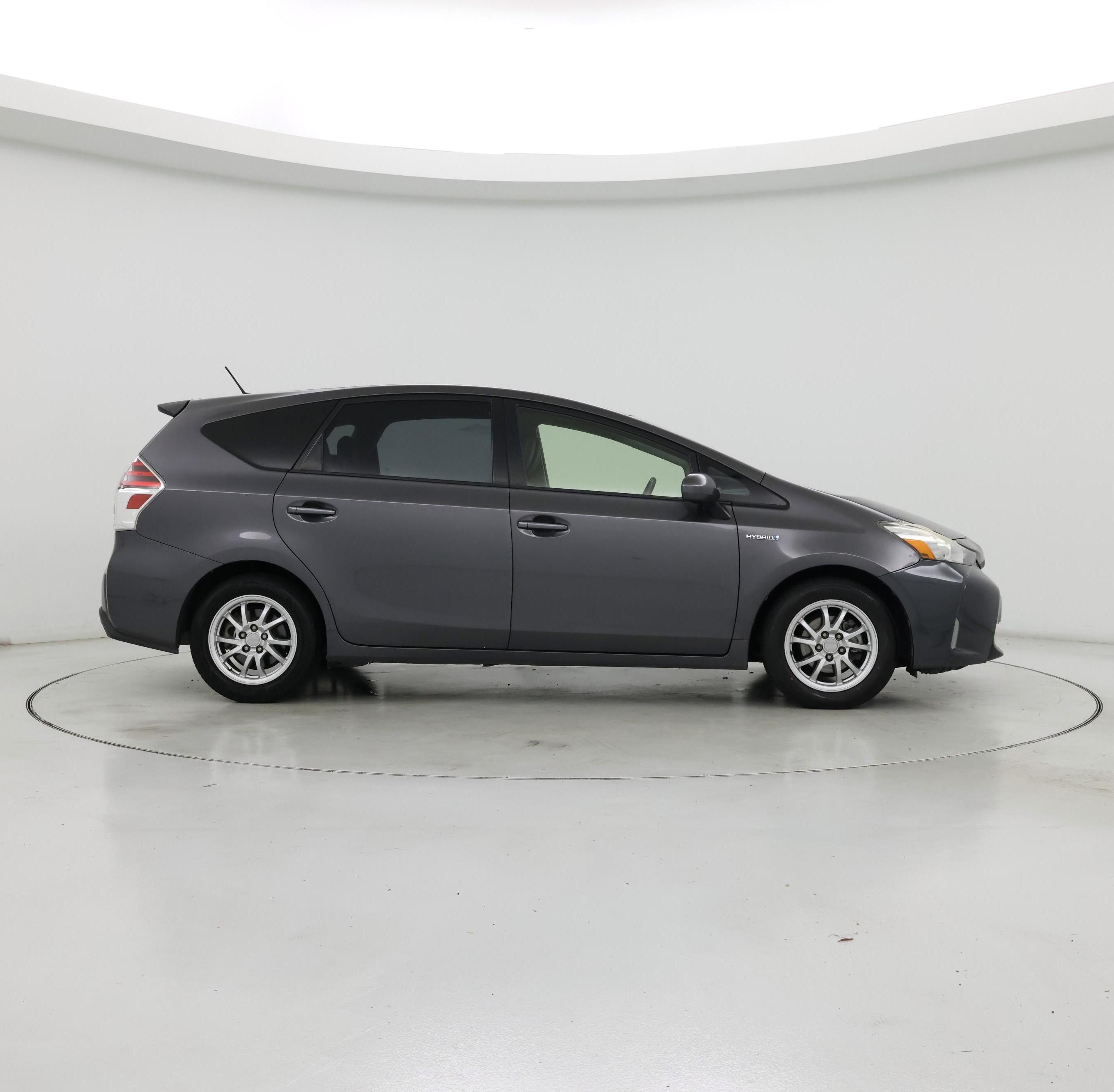 Thumbnail: 2015 Toyota Prius - 7