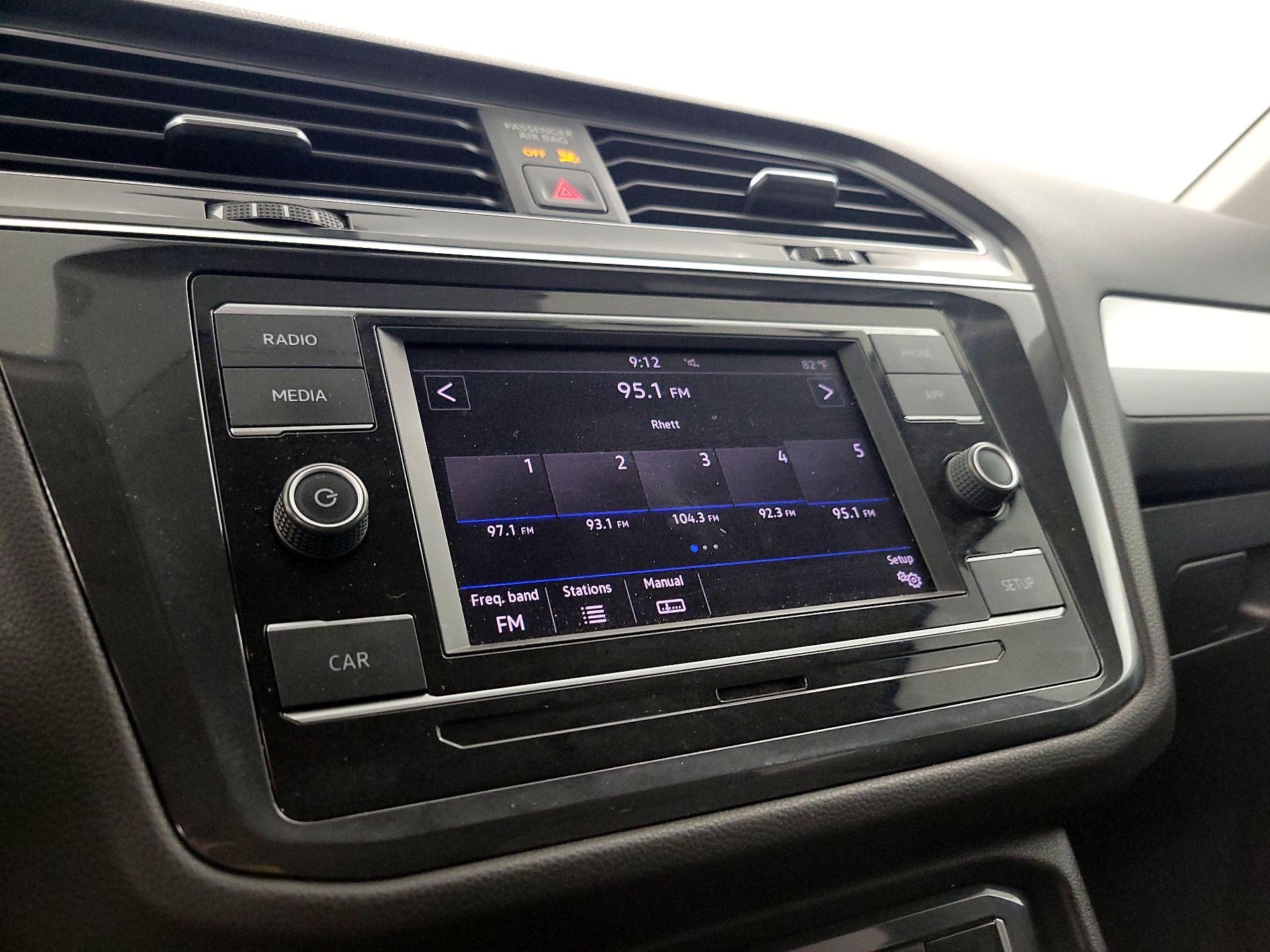 Thumbnail: 2019 Volkswagen Tiguan - 15
