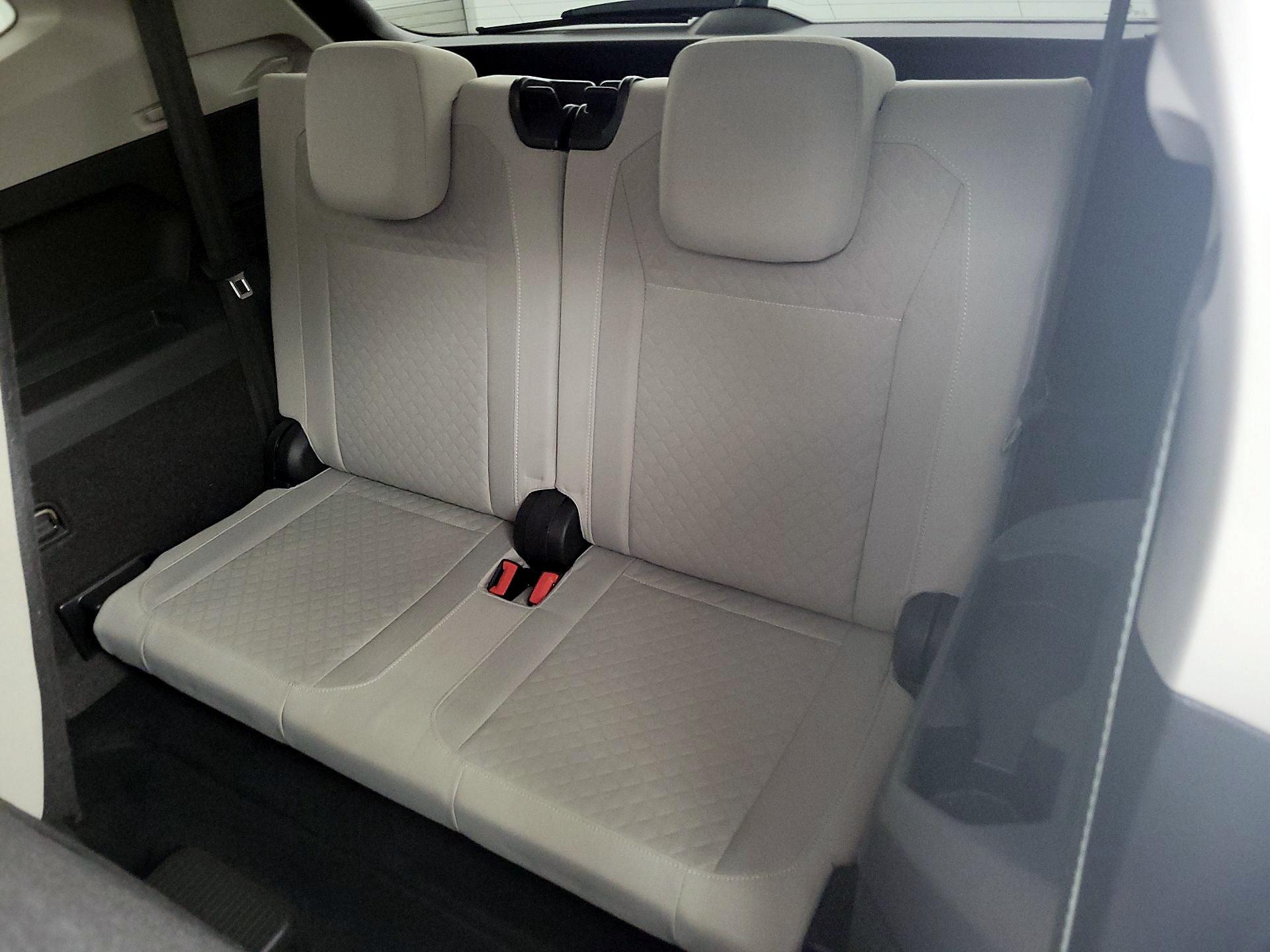 Thumbnail: 2019 Volkswagen Tiguan - 20
