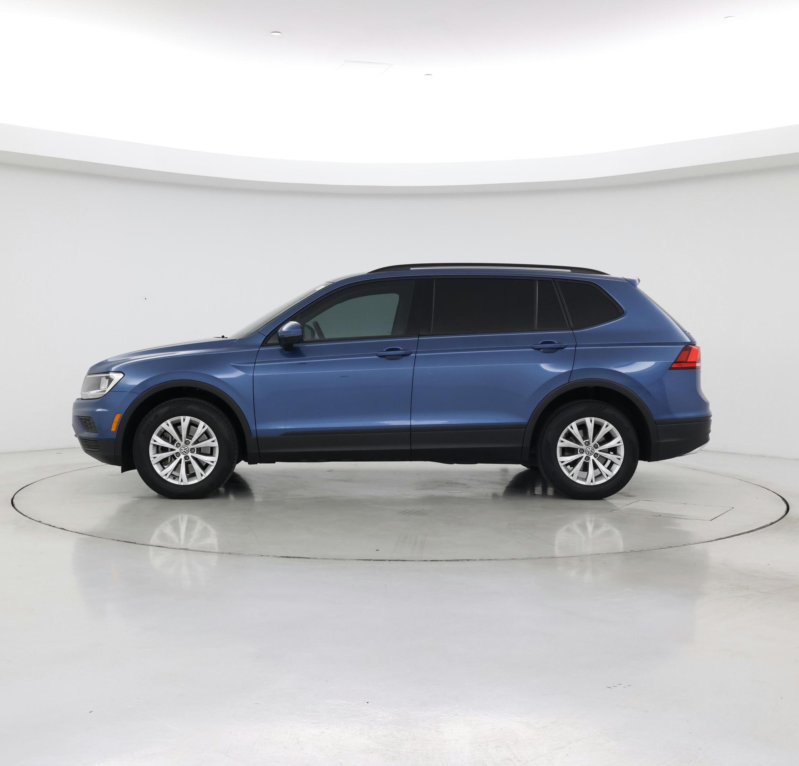Thumbnail: 2019 Volkswagen Tiguan - 3