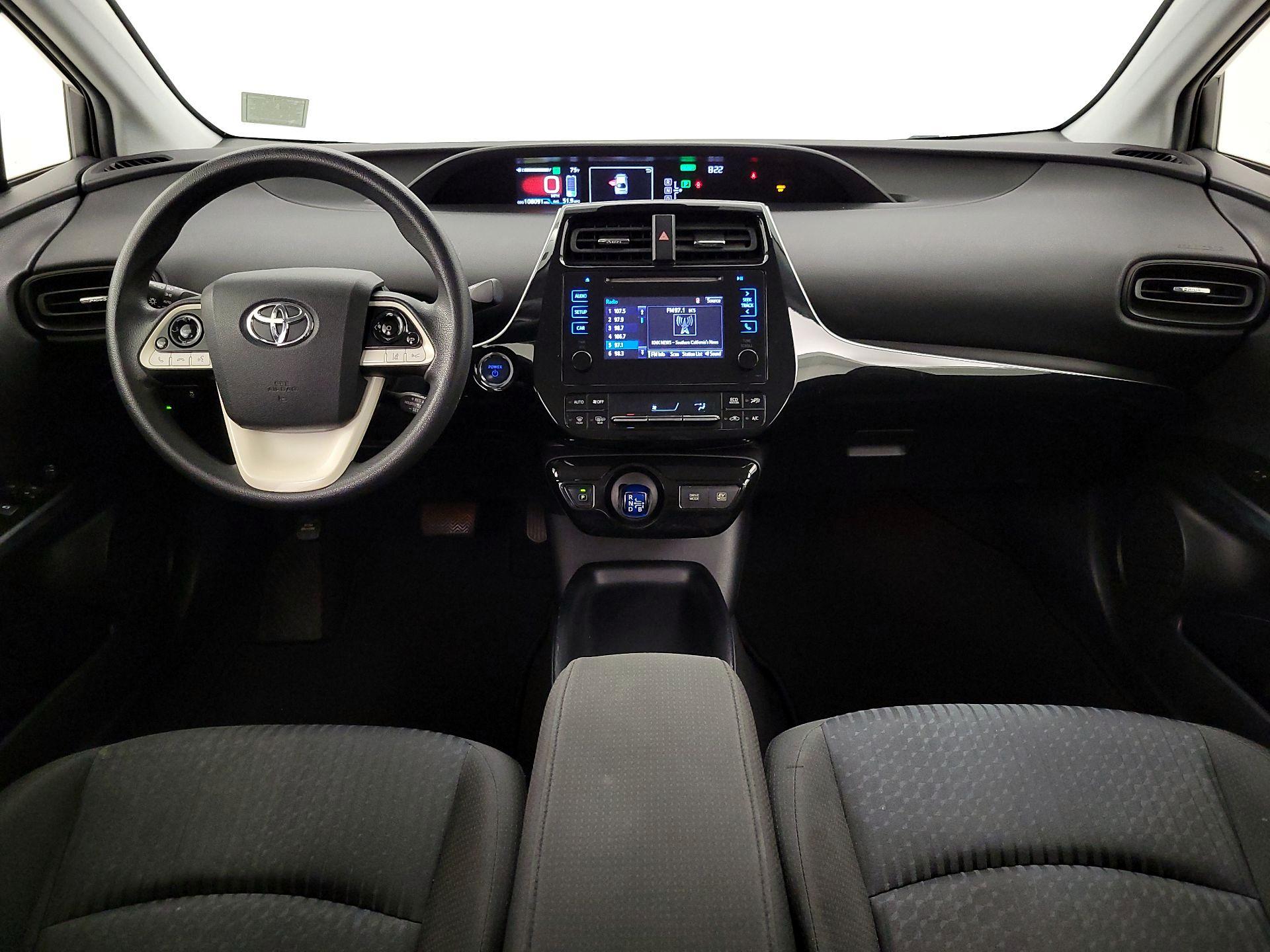 Thumbnail: 2017 Toyota Prius - 9