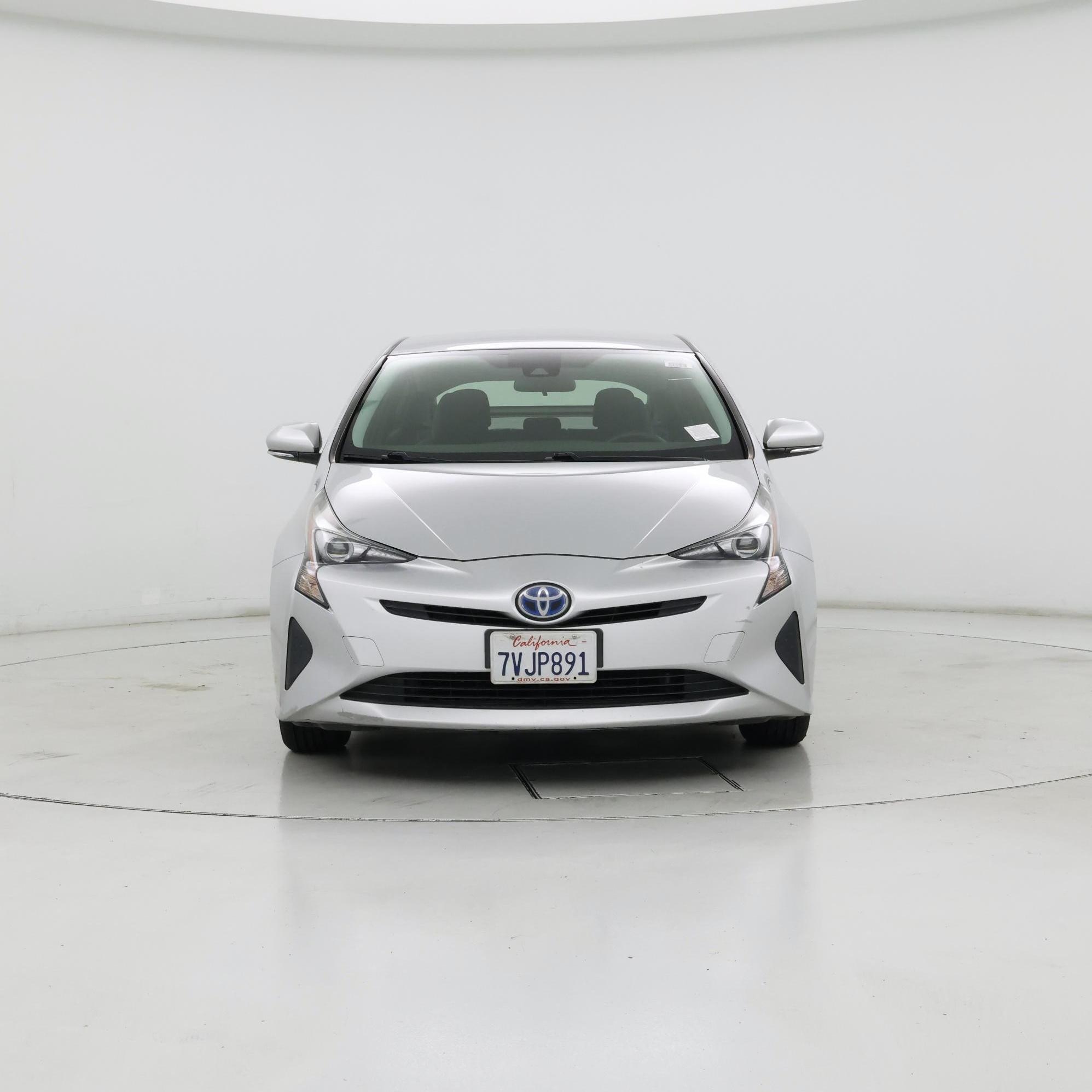 Thumbnail: 2017 Toyota Prius - 5