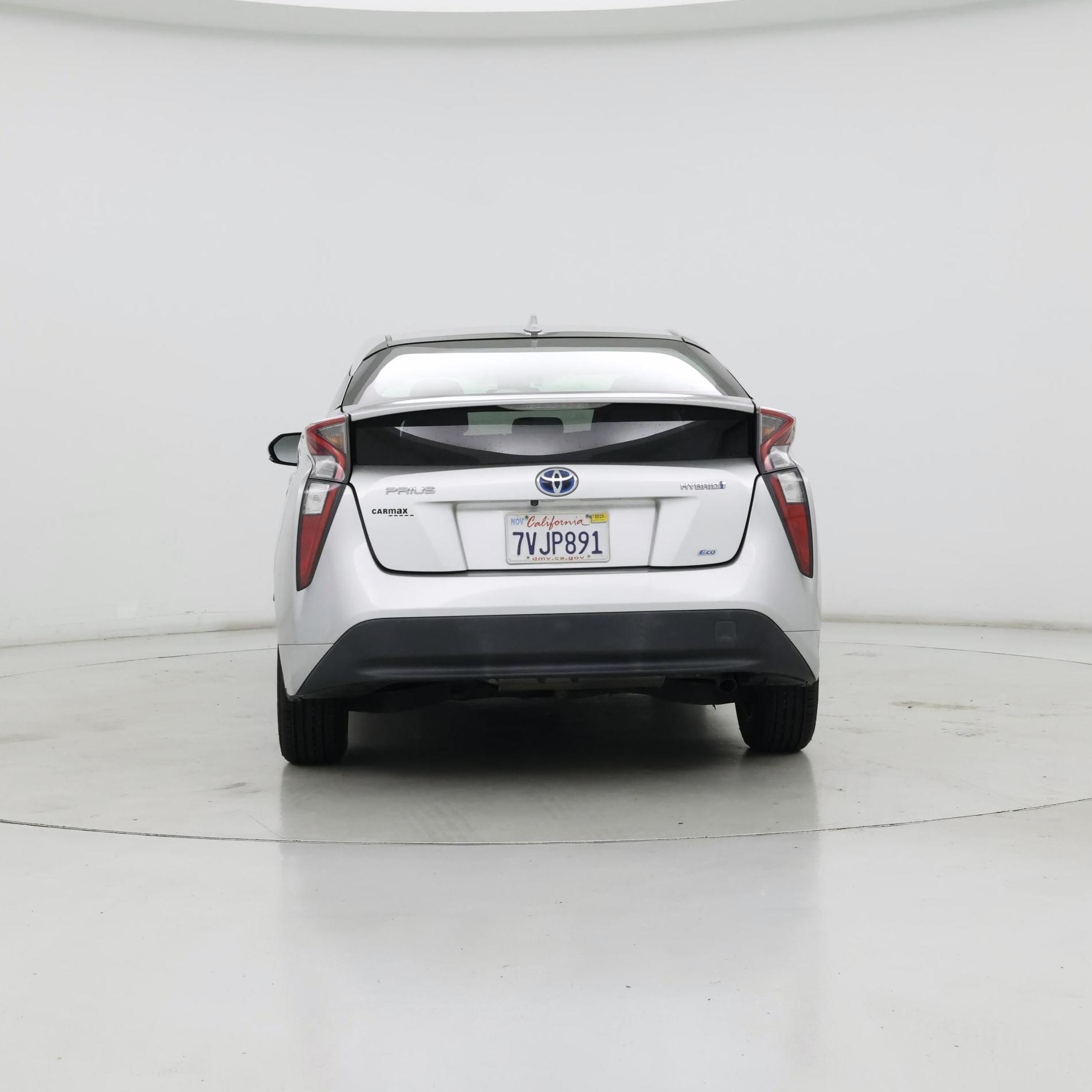 Thumbnail: 2017 Toyota Prius - 6