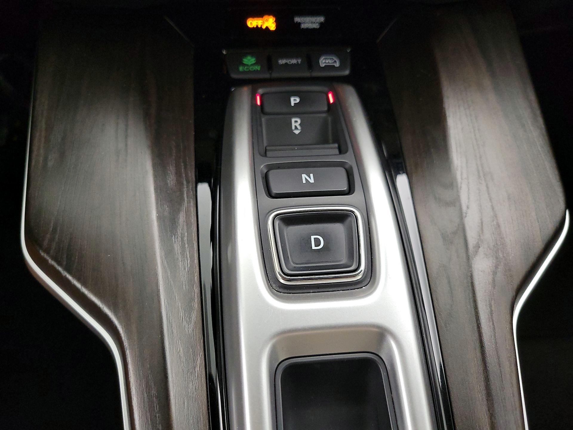 Thumbnail: 2020 Honda Clarity - 17