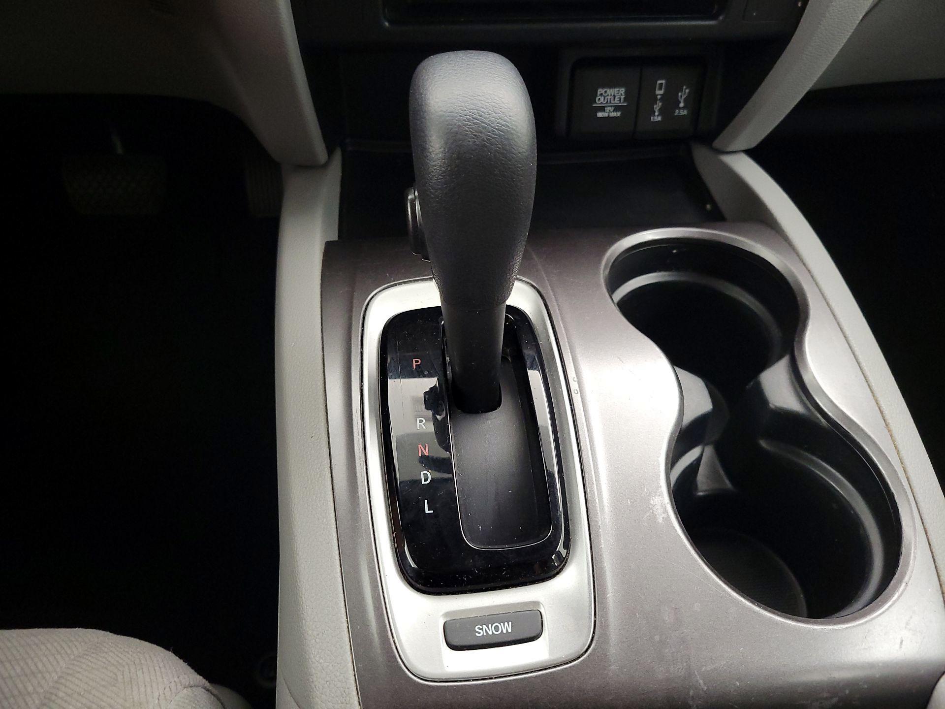 Thumbnail: 2018 Honda Pilot - 17