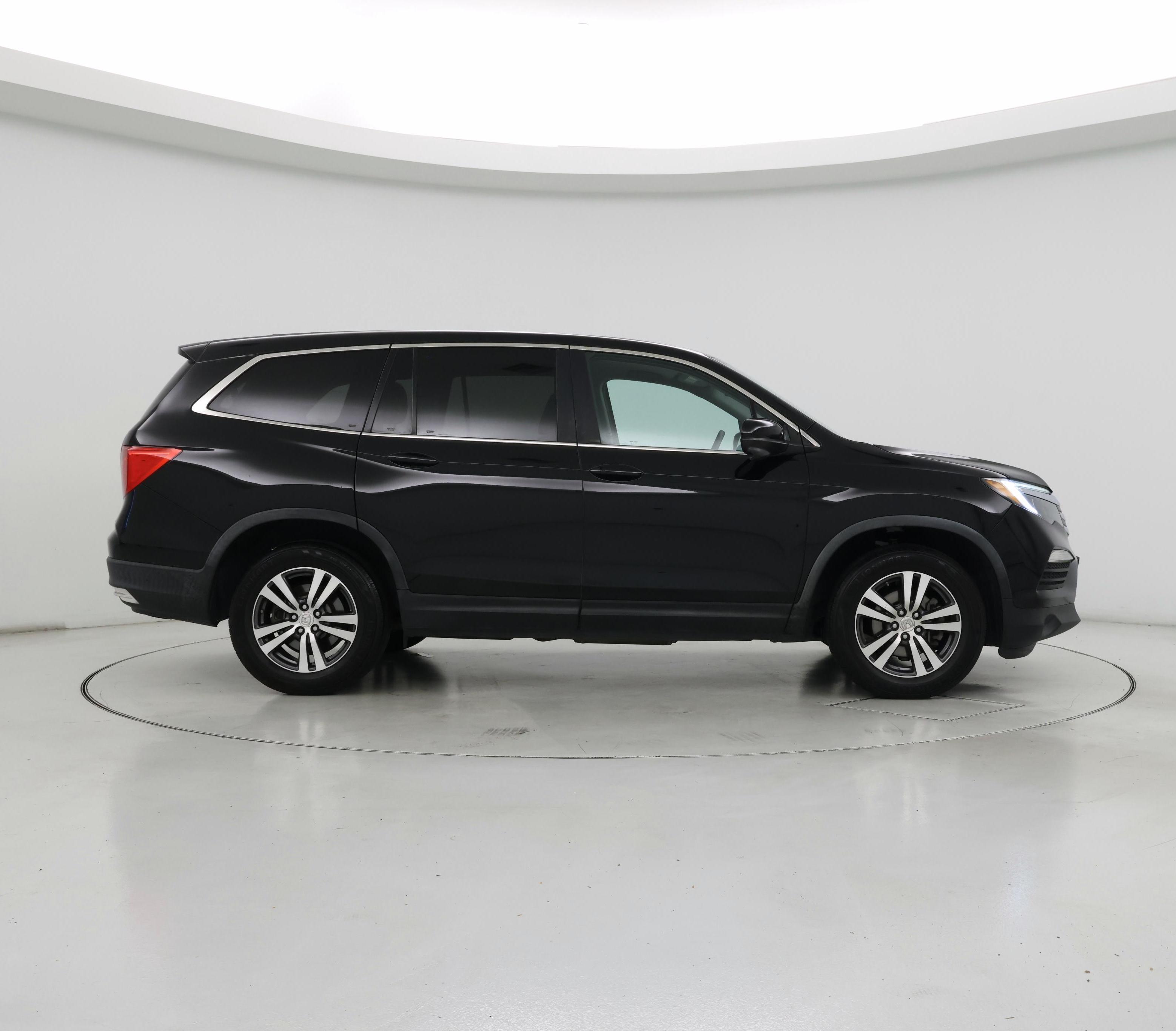 Thumbnail: 2018 Honda Pilot - 7