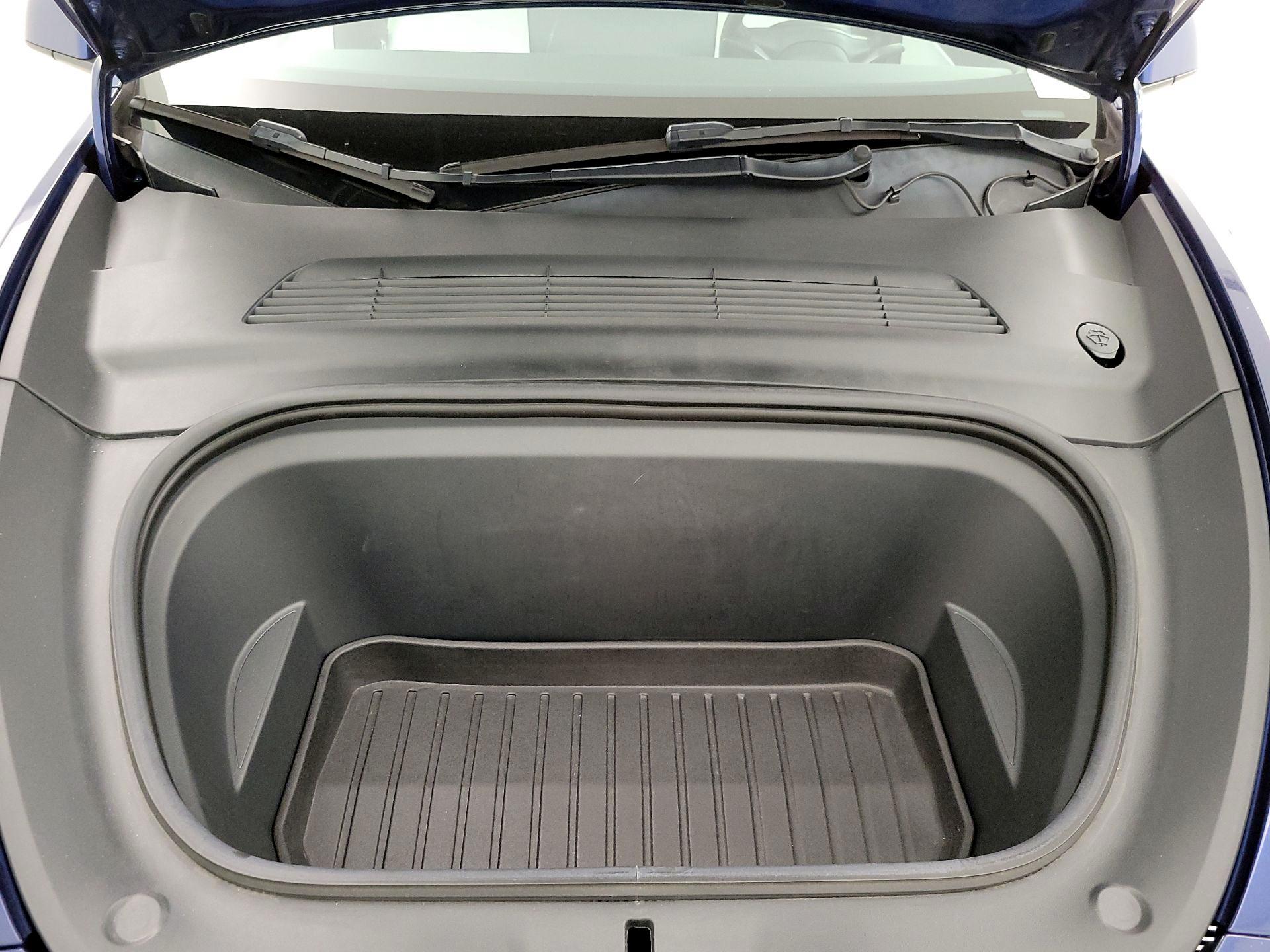 Thumbnail: 2021 Tesla Model Y - 20