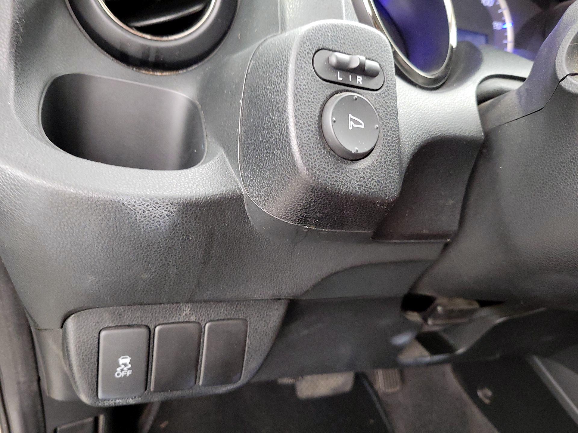 Thumbnail: 2013 Honda Fit - 13