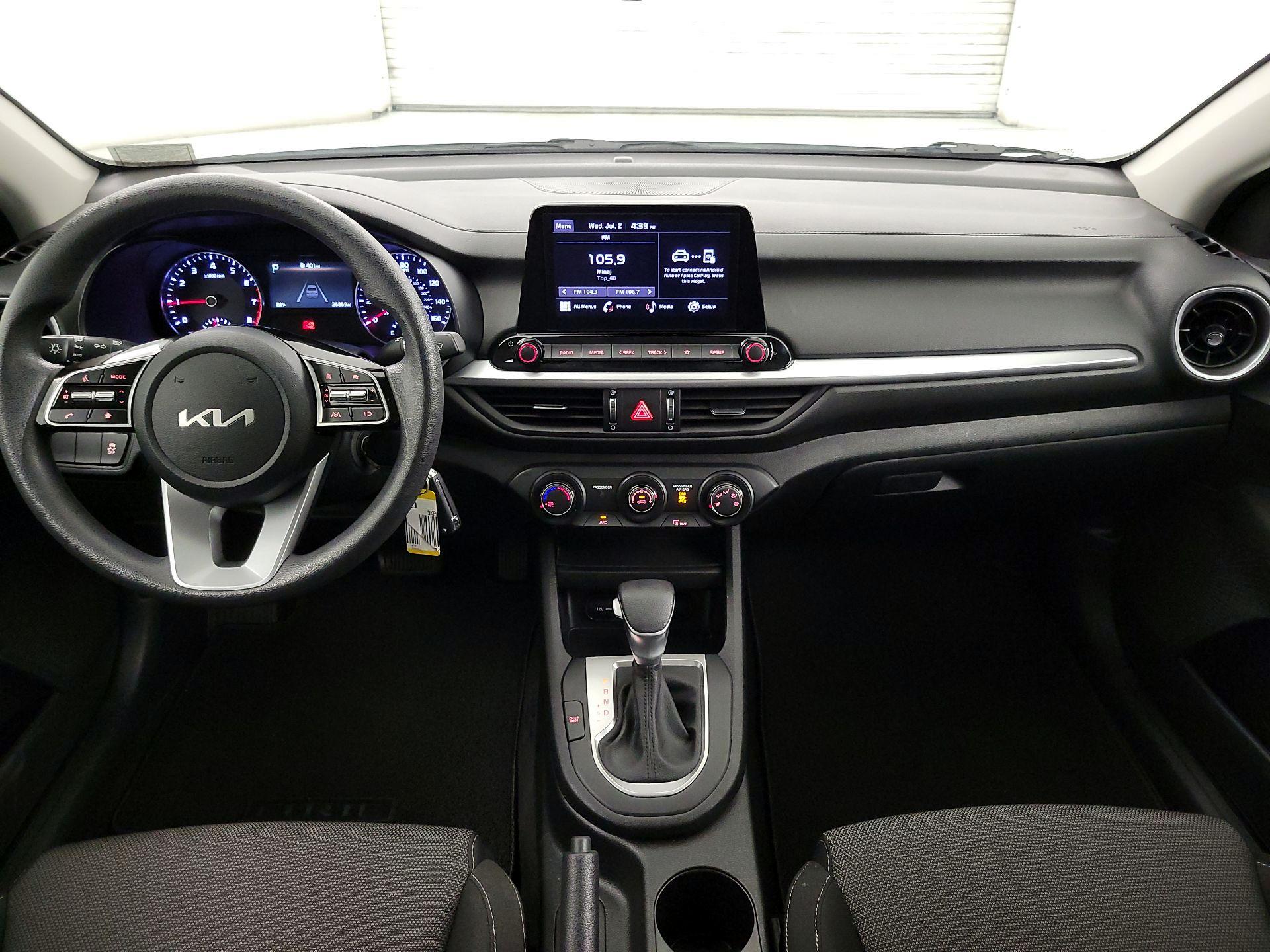 Thumbnail: 2024 Kia Forte - 9