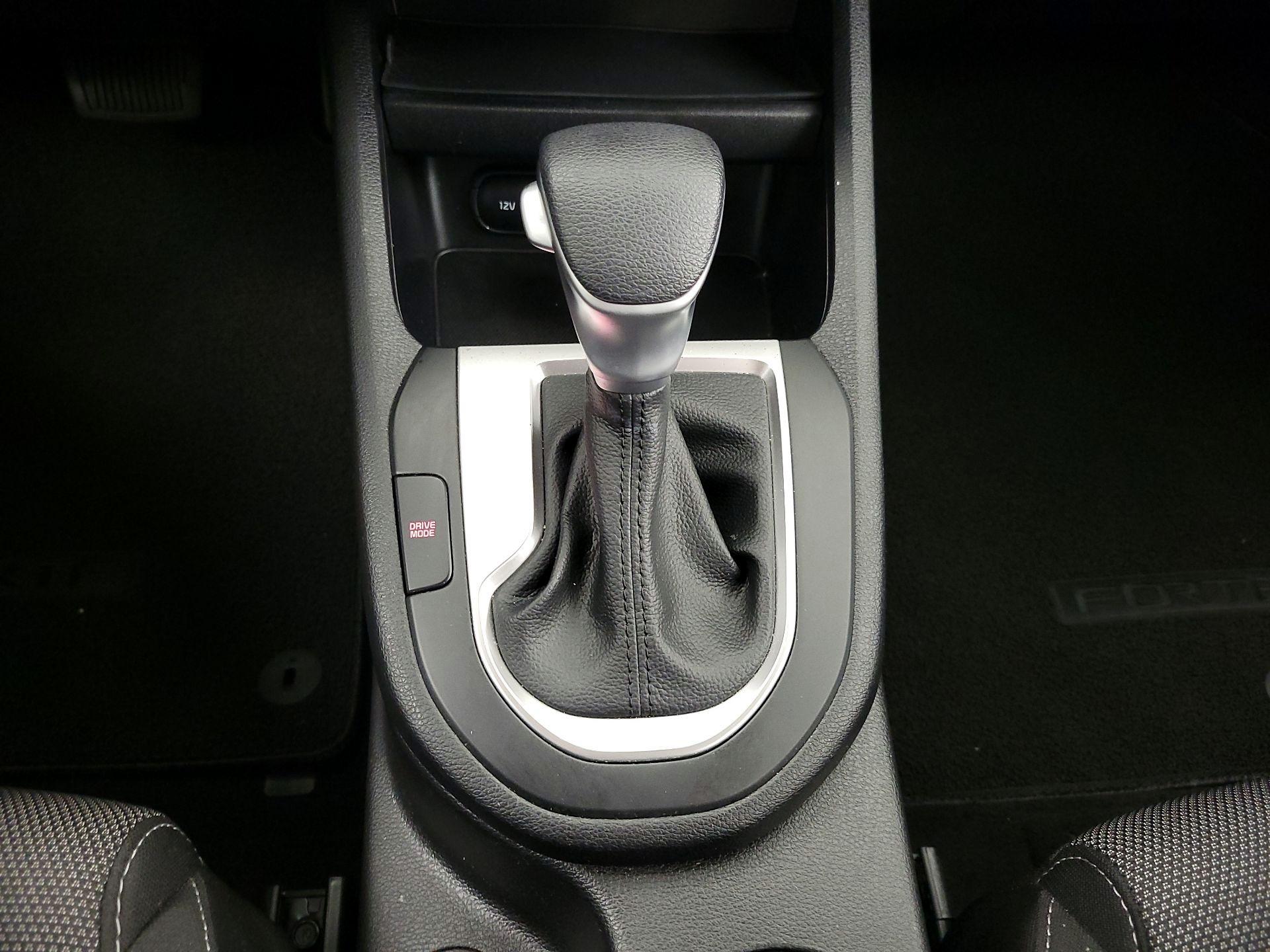Thumbnail: 2024 Kia Forte - 17