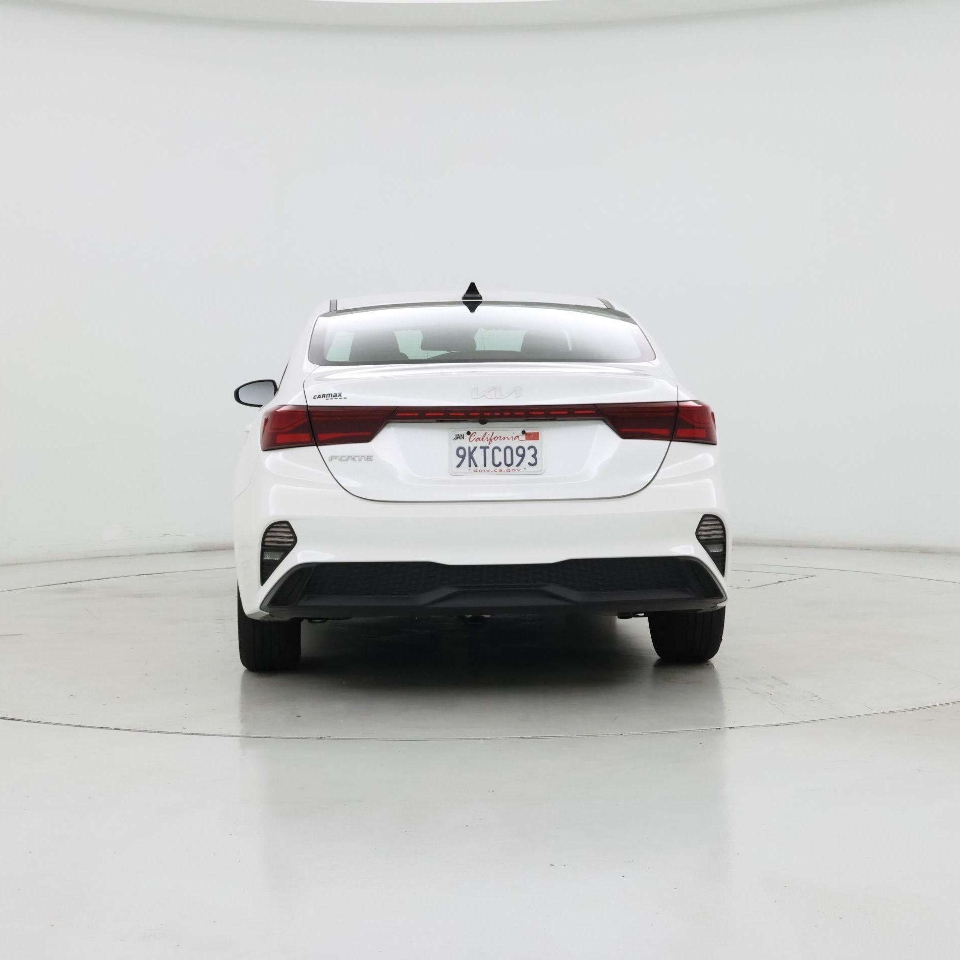 Thumbnail: 2024 Kia Forte - 6