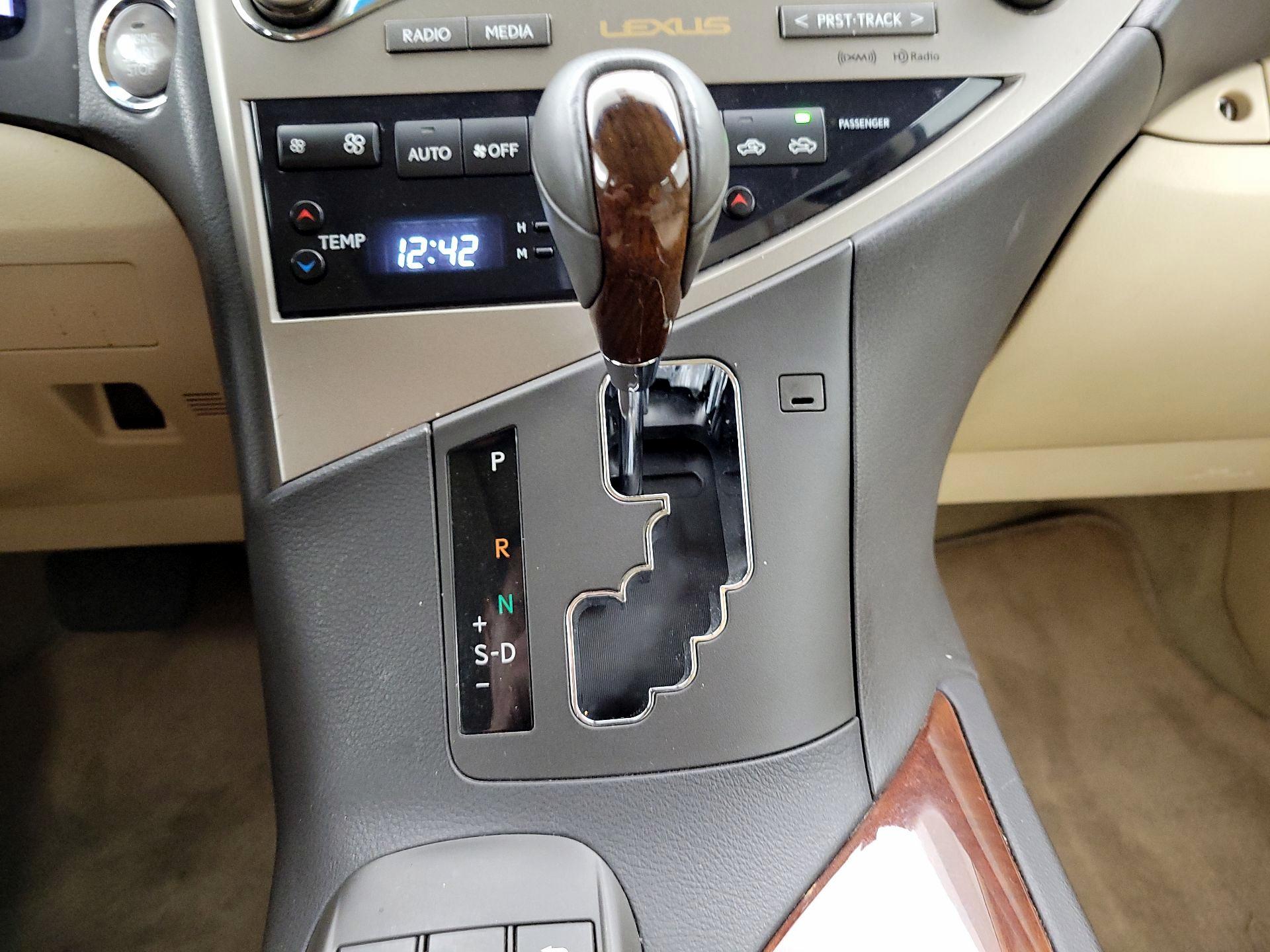 Thumbnail: 2013 Lexus RX - 17