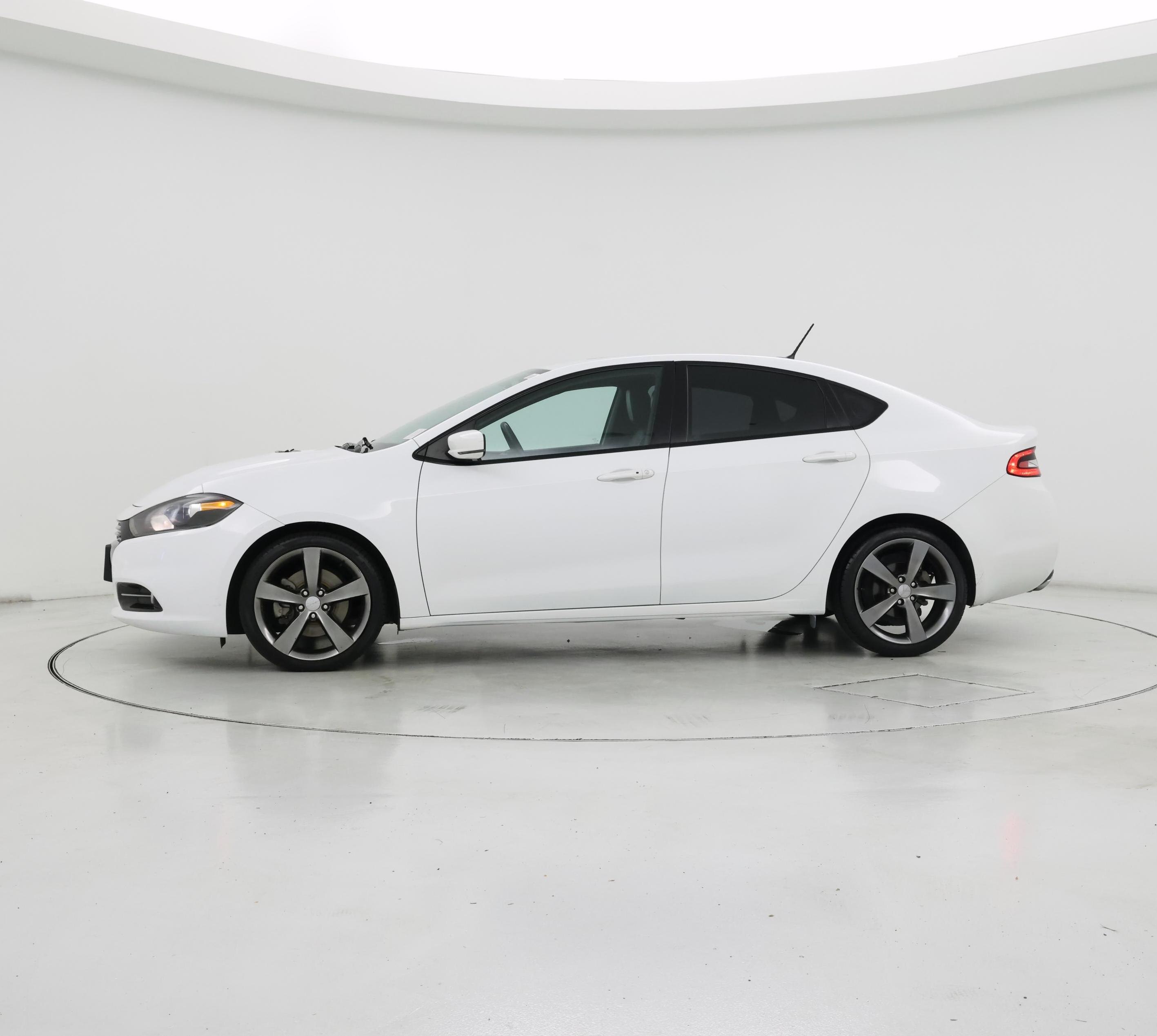 Thumbnail: 2016 Dodge Dart - 3