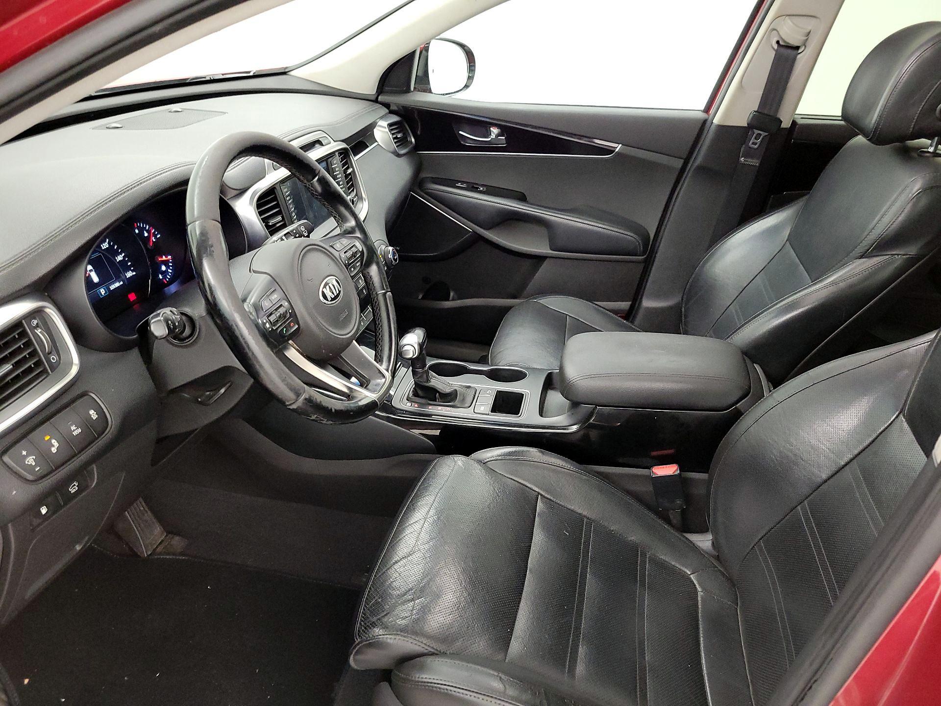 Thumbnail: 2017 Kia Sorento - 11
