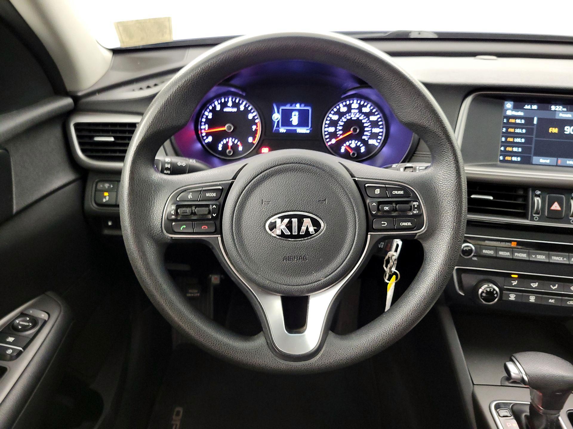 Thumbnail: 2018 Kia Optima - 10