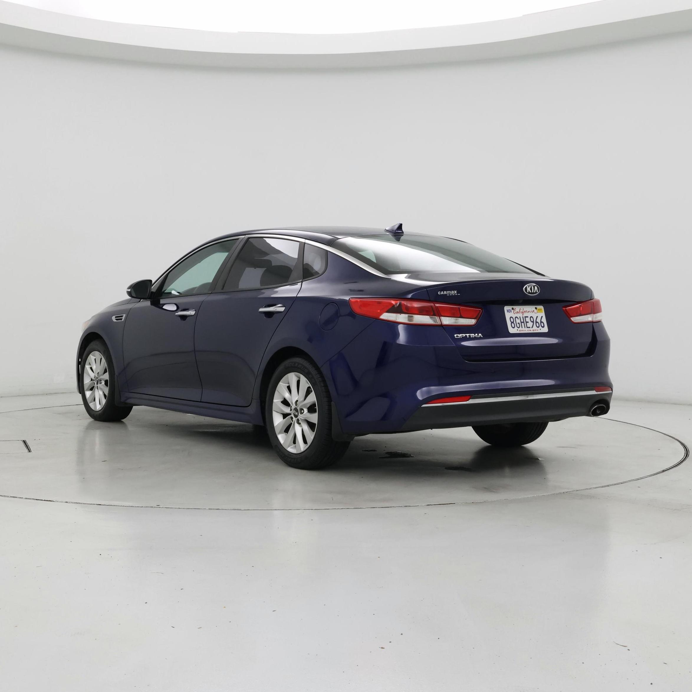 Thumbnail: 2018 Kia Optima - 2