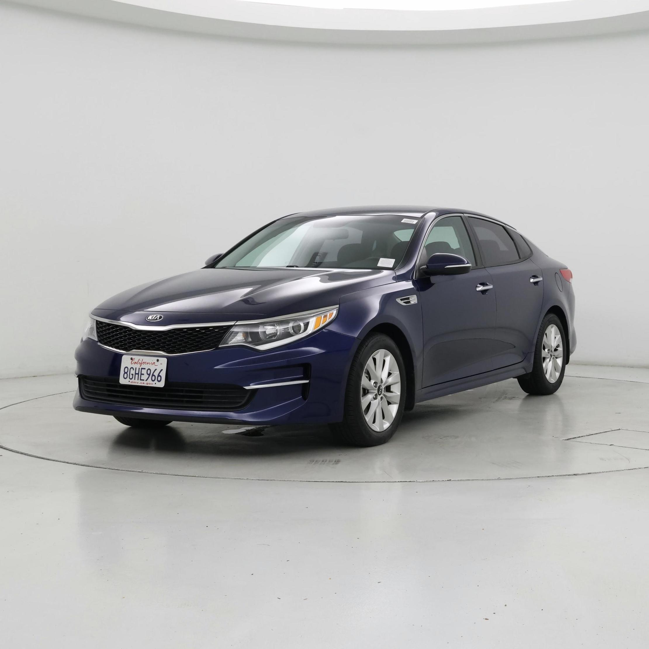 Thumbnail: 2018 Kia Optima - 4