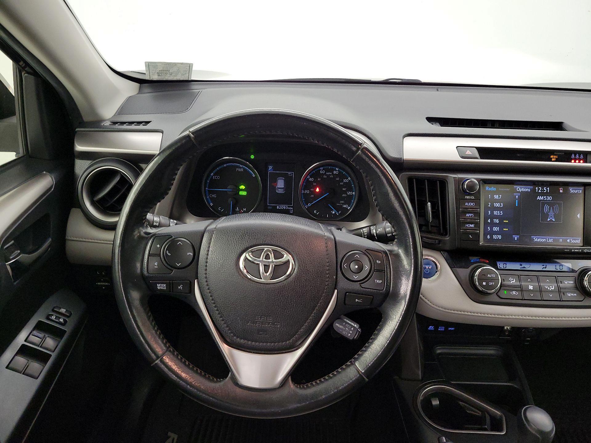 Thumbnail: 2018 Toyota RAV4 - 10