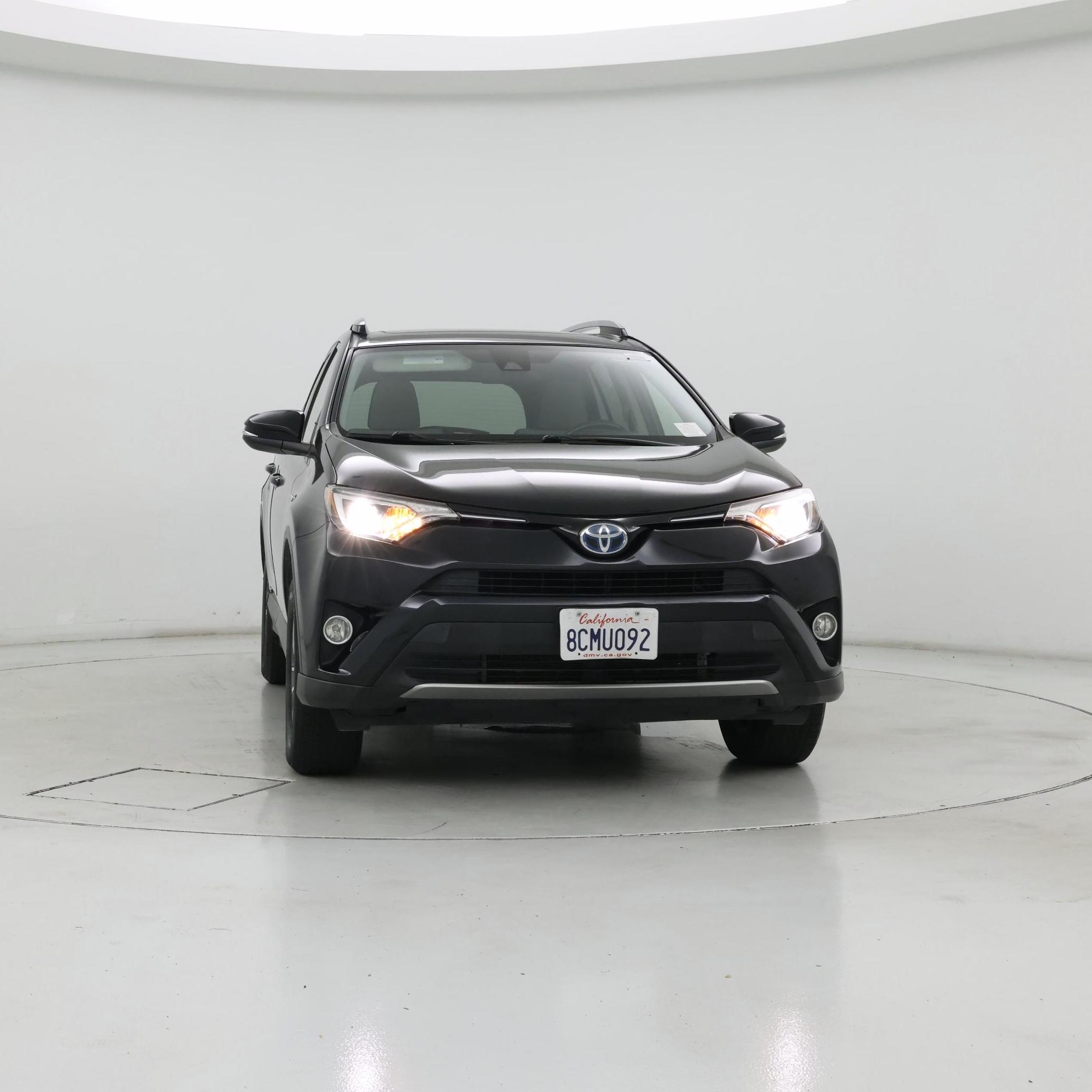 Thumbnail: 2018 Toyota RAV4 - 5