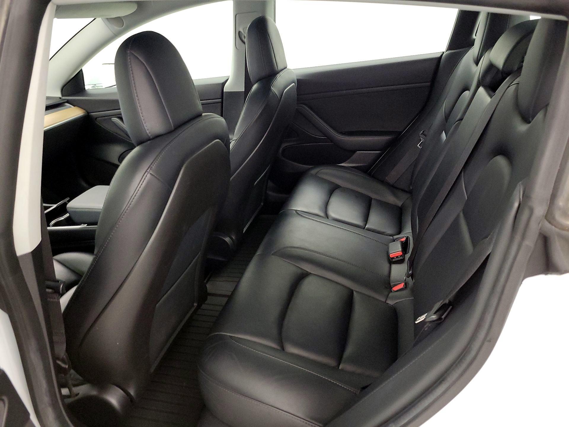 Thumbnail: 2020 Tesla Model 3 - 18