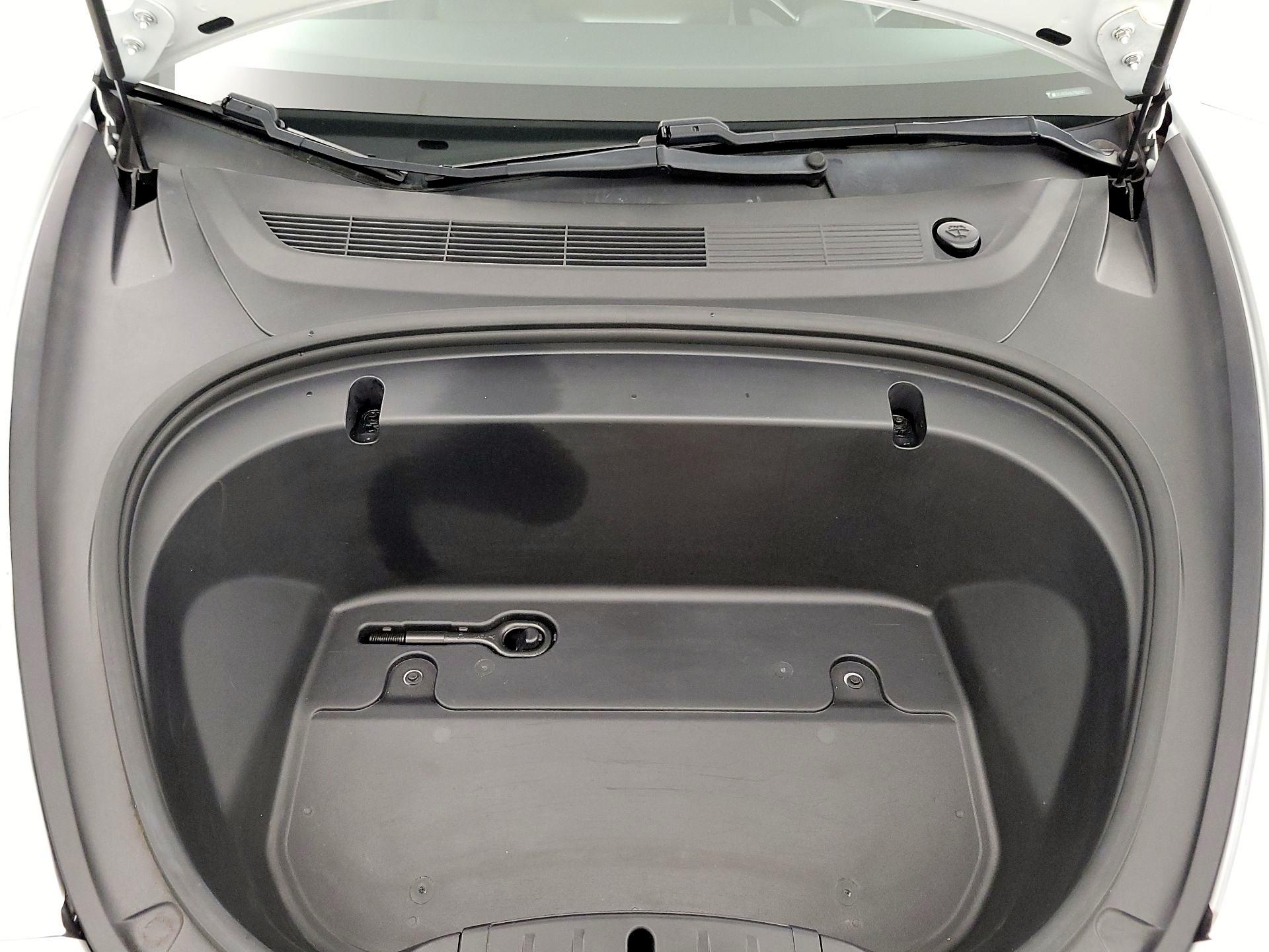 Thumbnail: 2020 Tesla Model 3 - 20