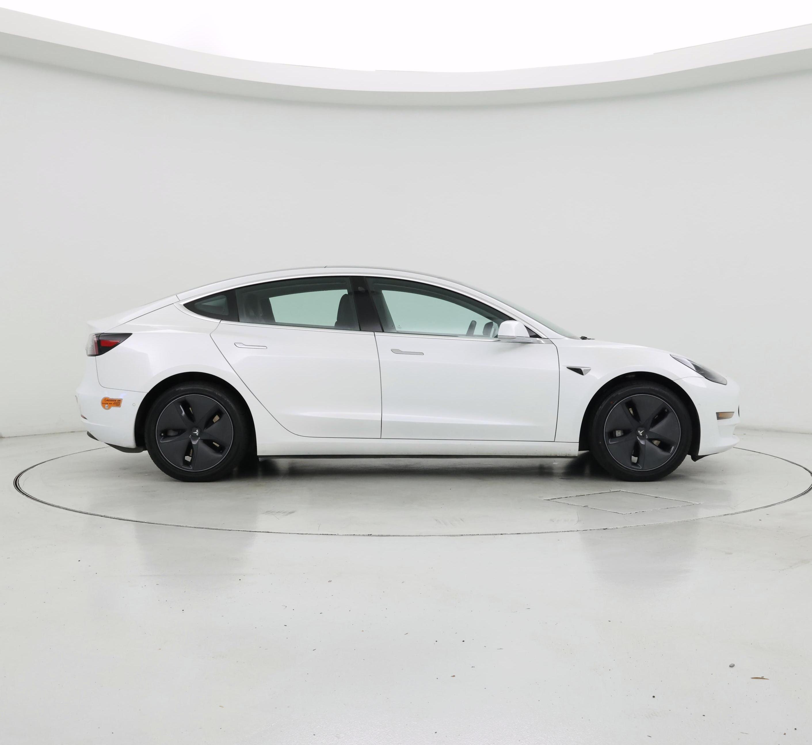 Thumbnail: 2020 Tesla Model 3 - 7