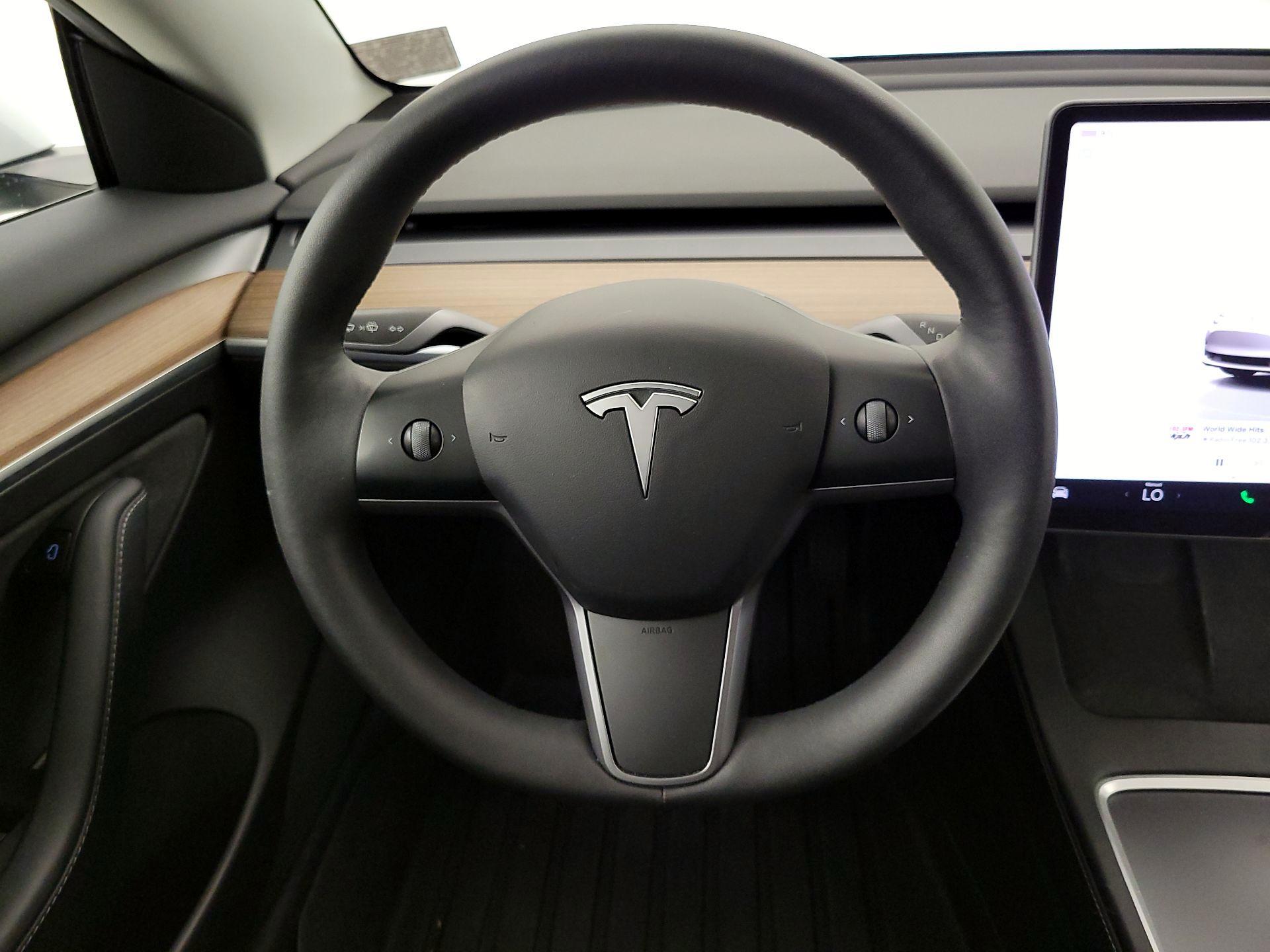 Thumbnail: 2022 Tesla Model 3 - 10