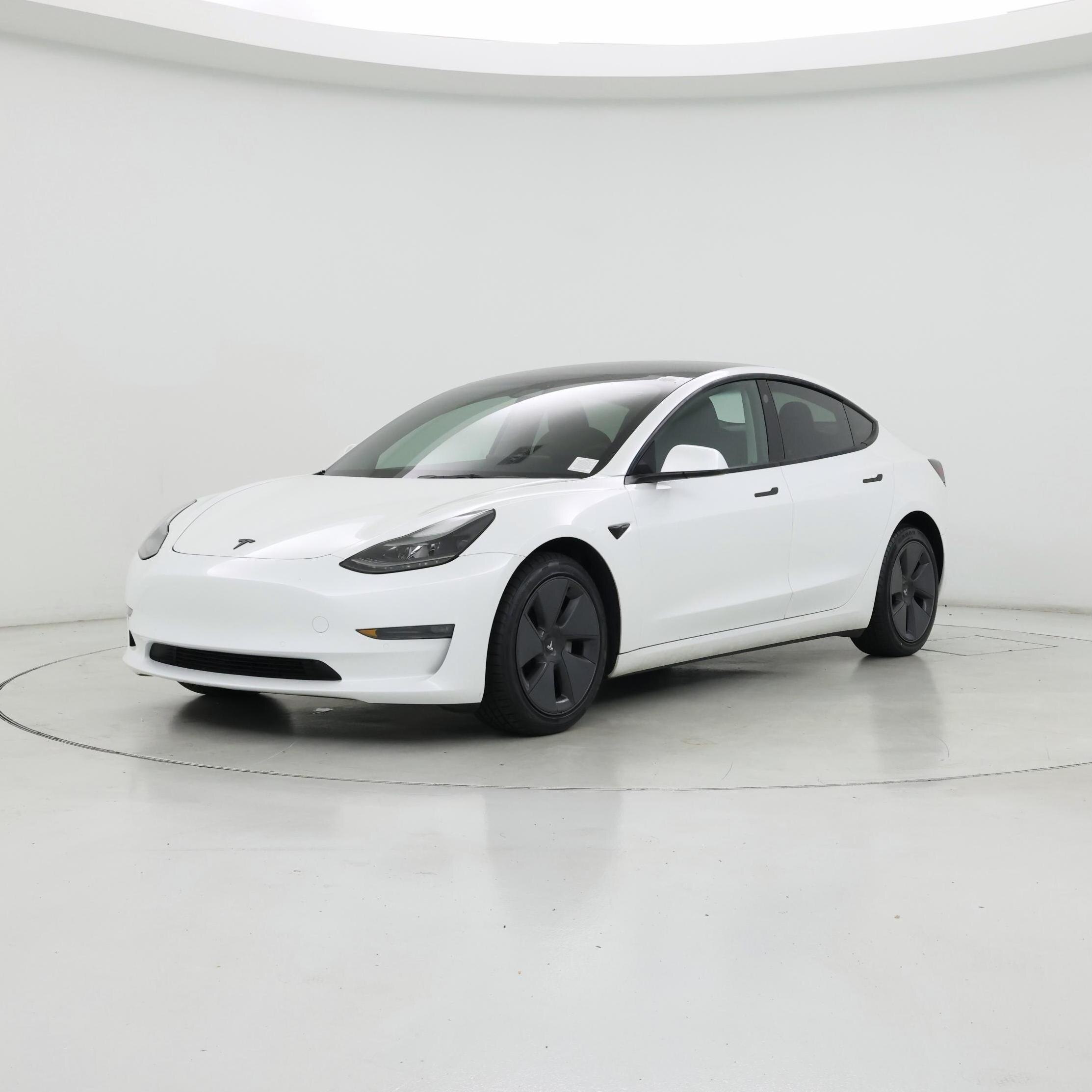 Thumbnail: 2022 Tesla Model 3 - 4