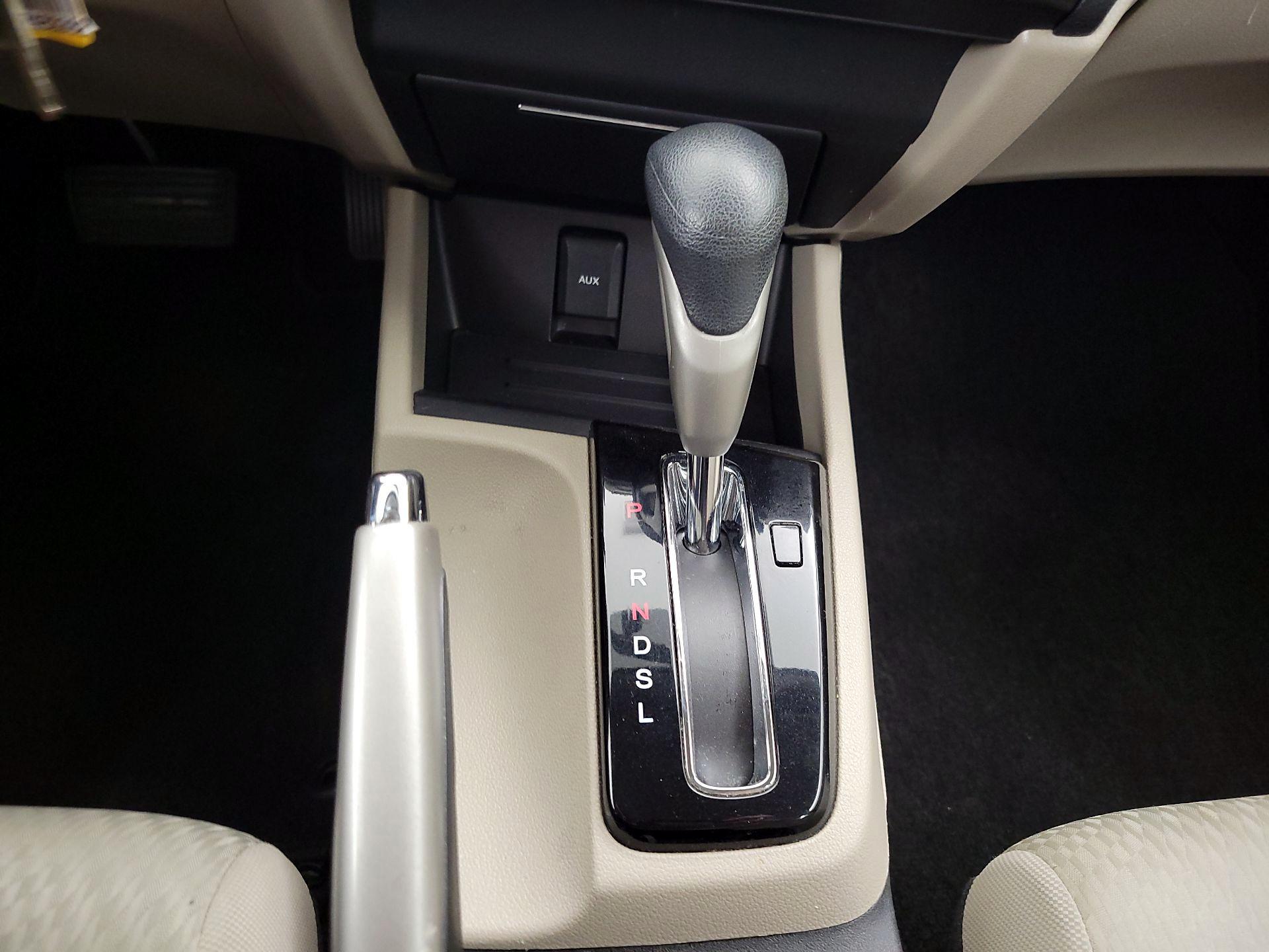 Thumbnail: 2015 Honda Civic - 17