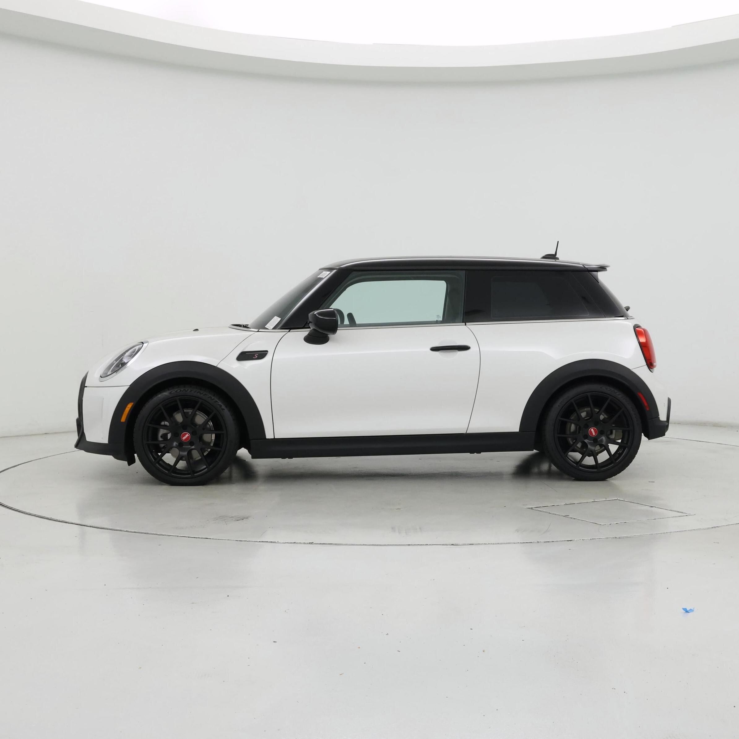 Thumbnail: 2024 MINI Cooper Hardtop - 3