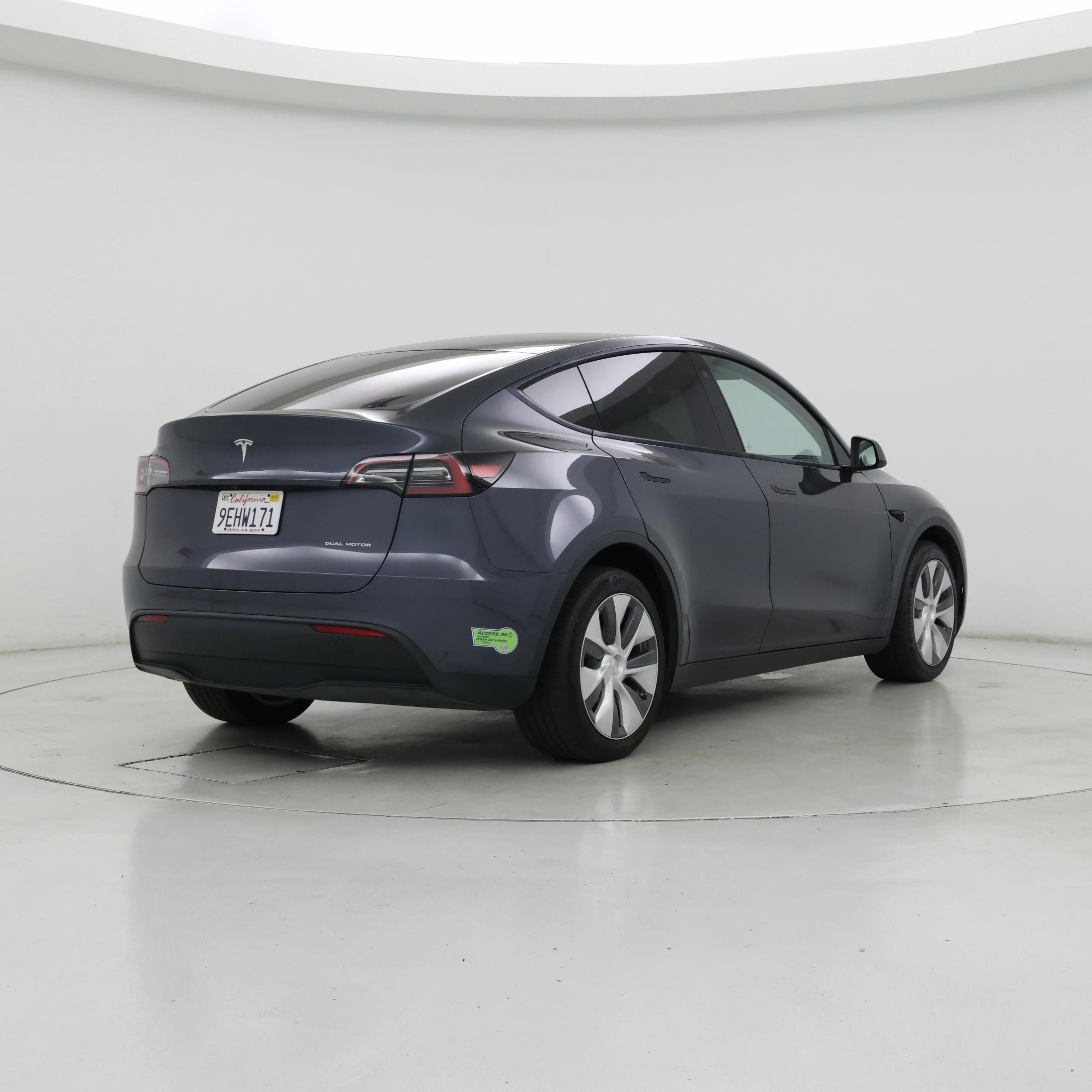 Thumbnail: 2023 Tesla Model Y - 8