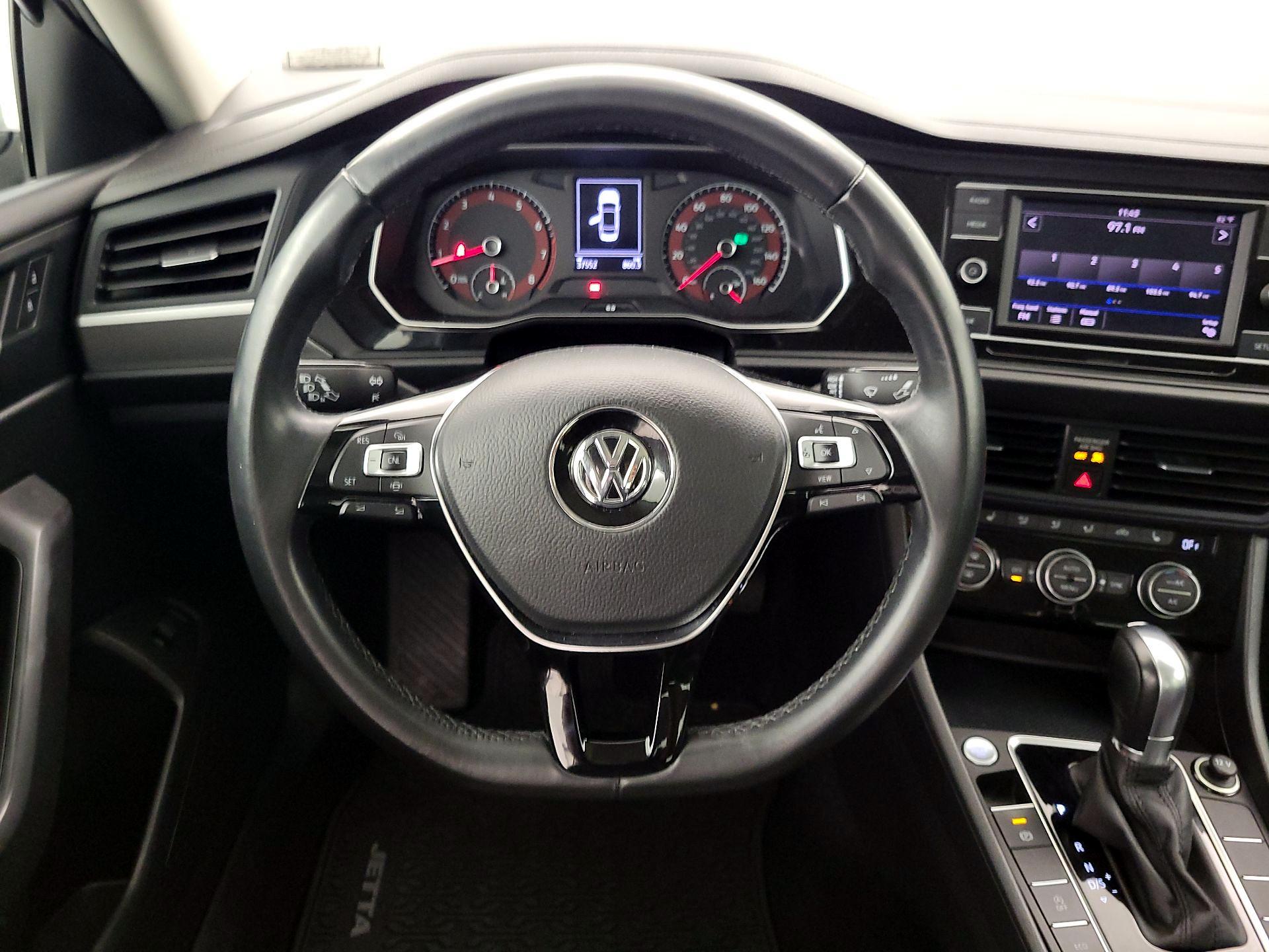 Thumbnail: 2019 Volkswagen Jetta - 10