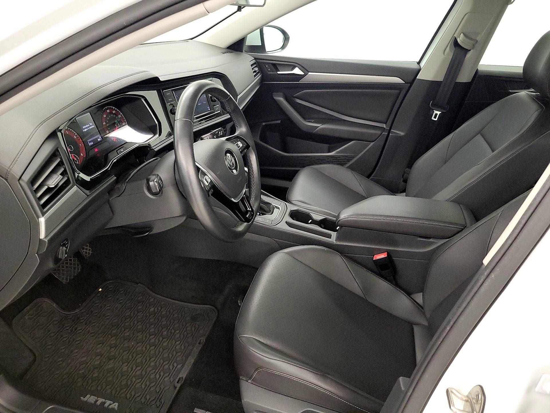 Thumbnail: 2019 Volkswagen Jetta - 11