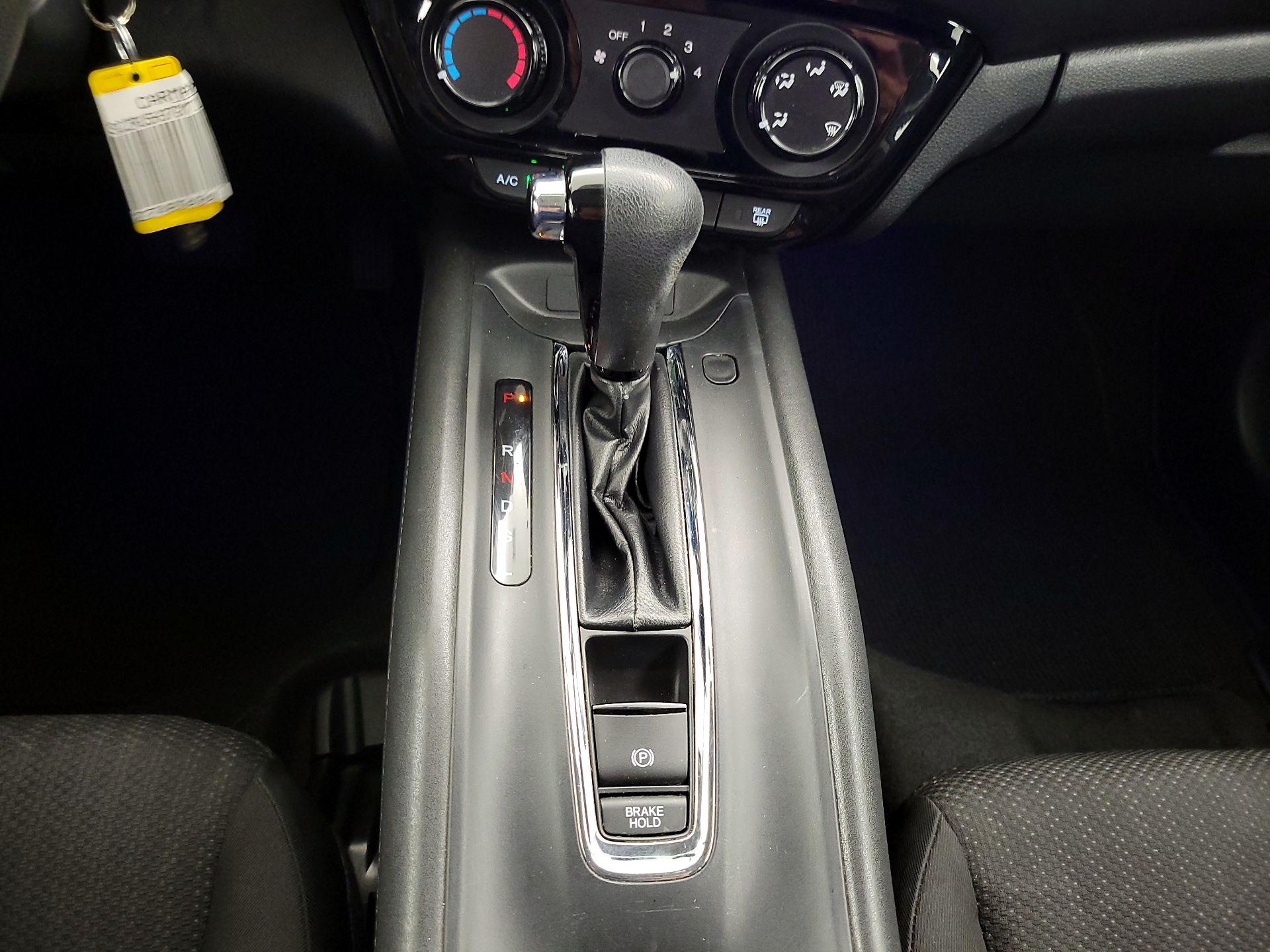 Thumbnail: 2016 Honda HR-V - 17