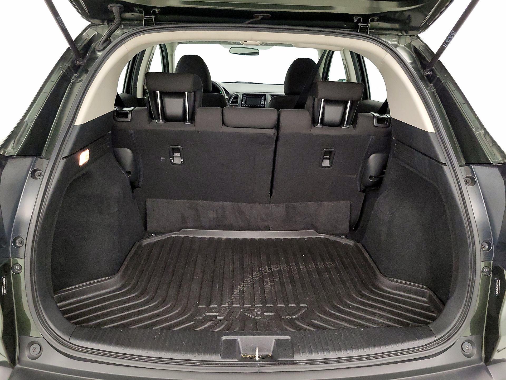 Thumbnail: 2016 Honda HR-V - 20