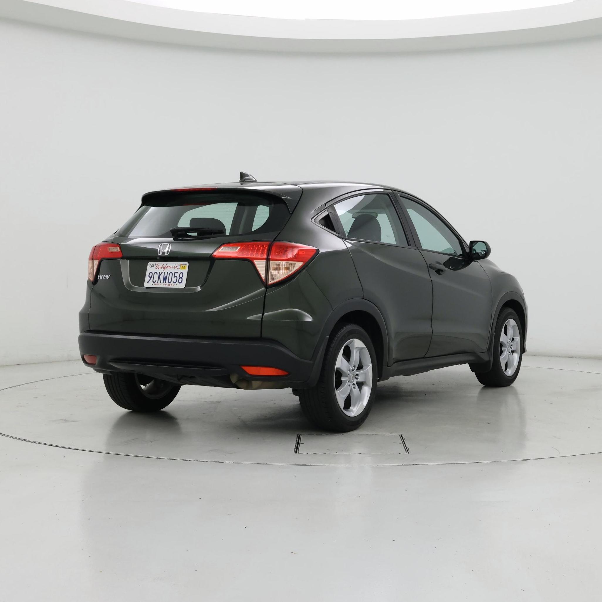 Thumbnail: 2016 Honda HR-V - 8