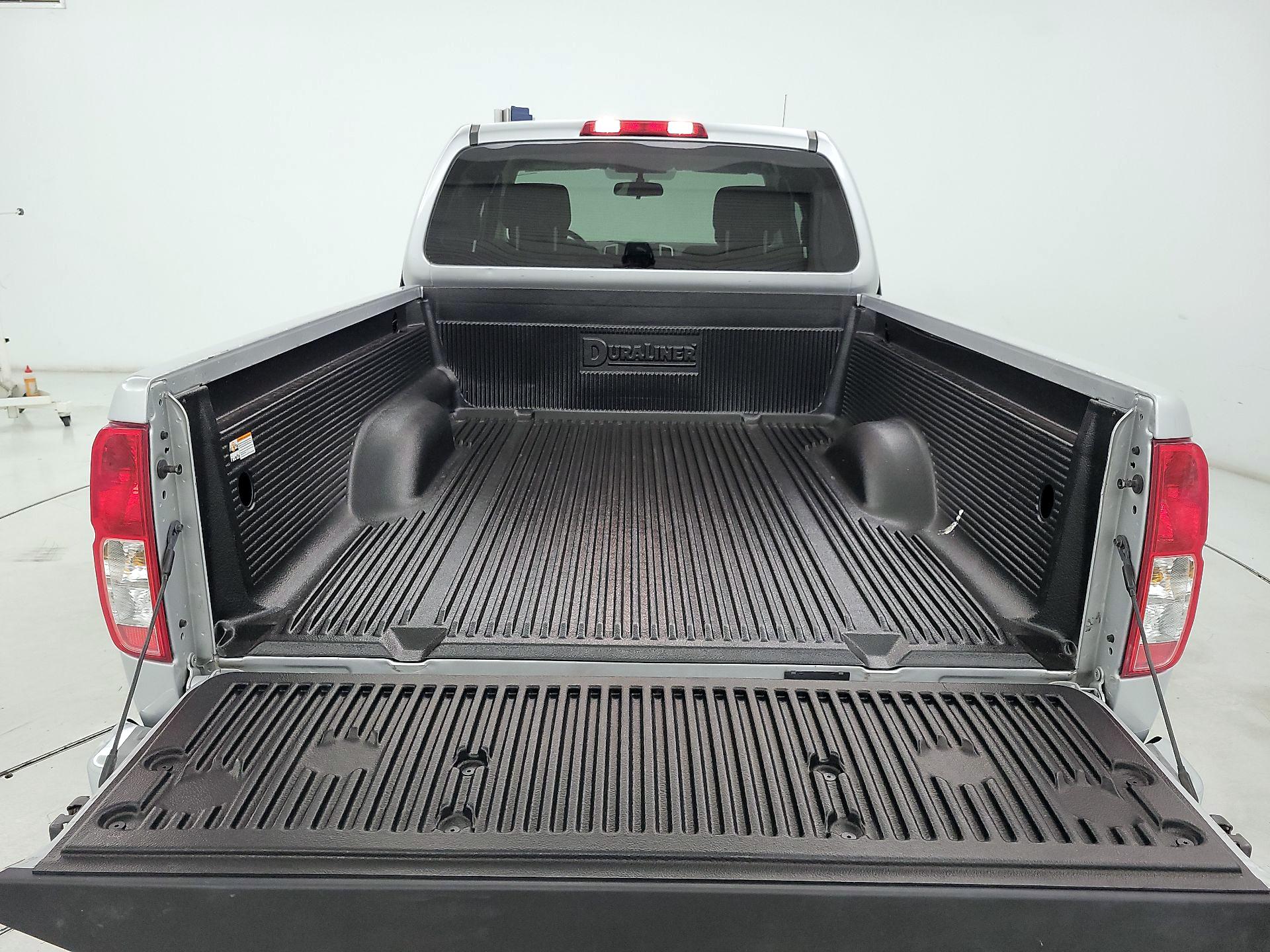 Thumbnail: 2016 Nissan Frontier - 18