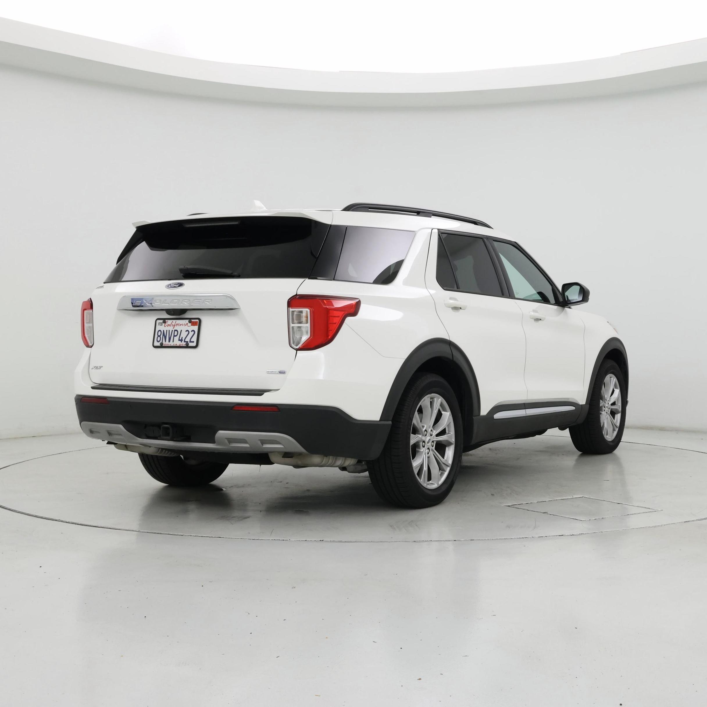 Thumbnail: 2020 Ford Explorer - 8