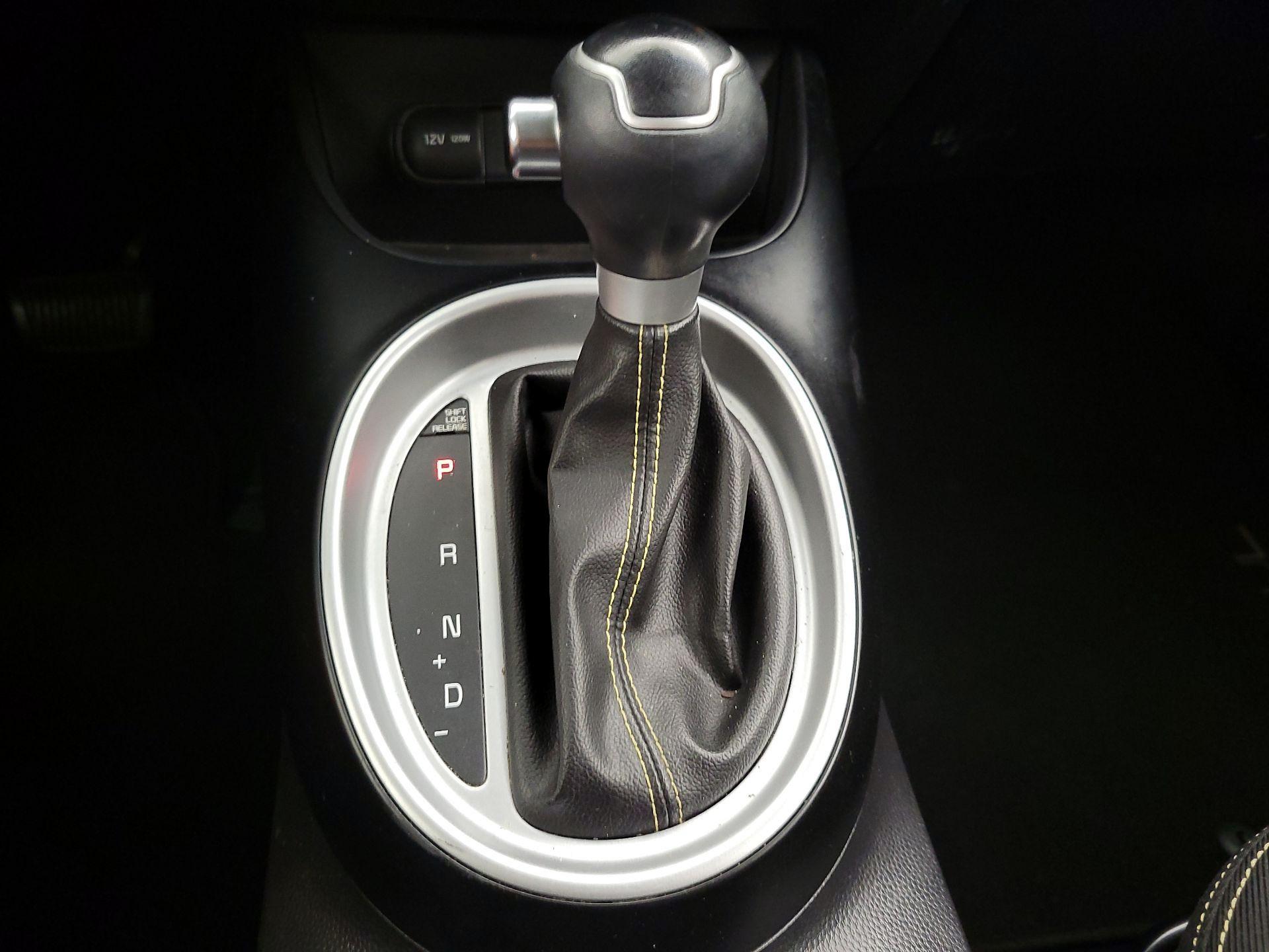 Thumbnail: 2015 Kia Soul - 16