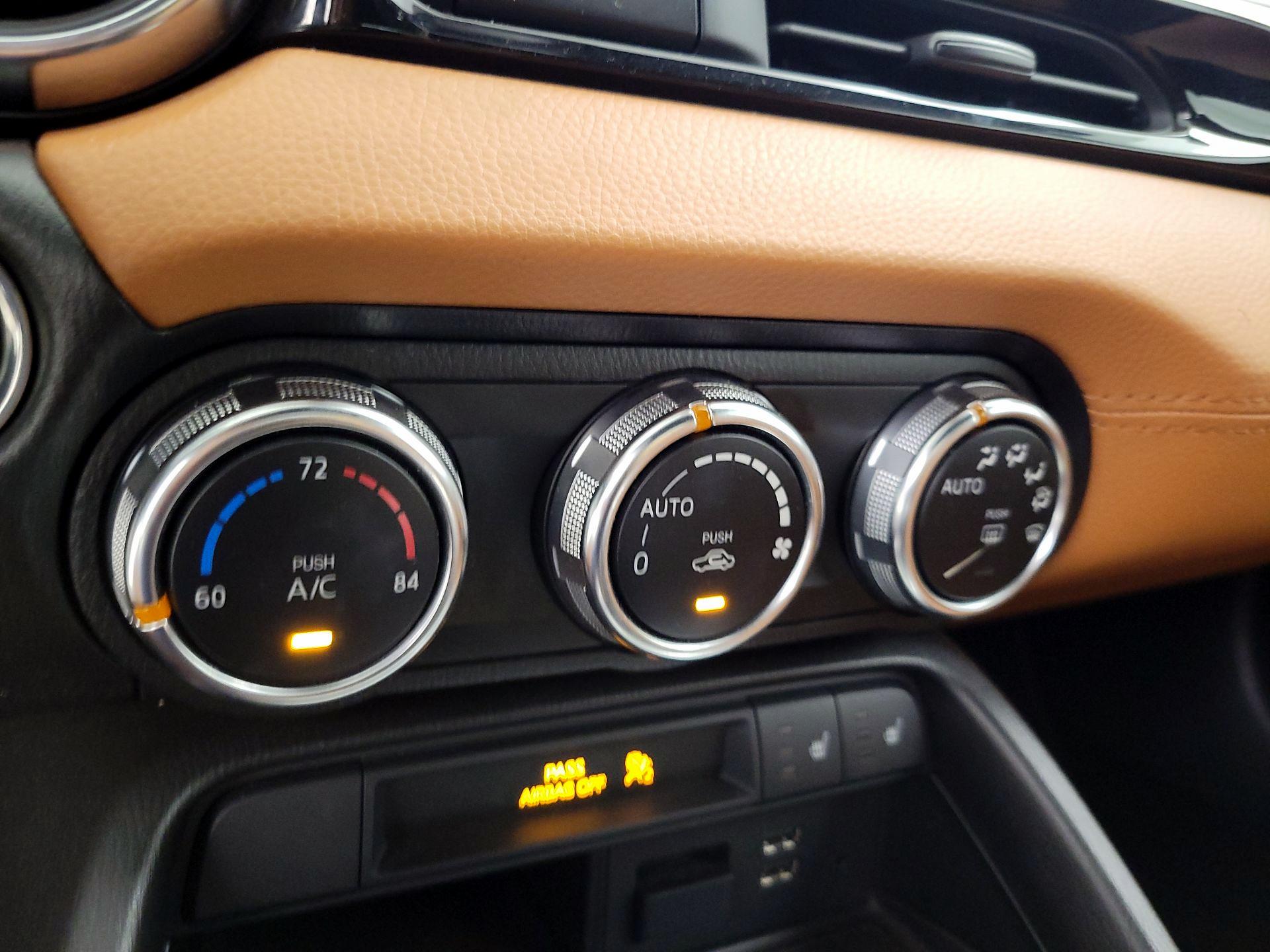 Thumbnail: 2019 Fiat 124 Spider - 16