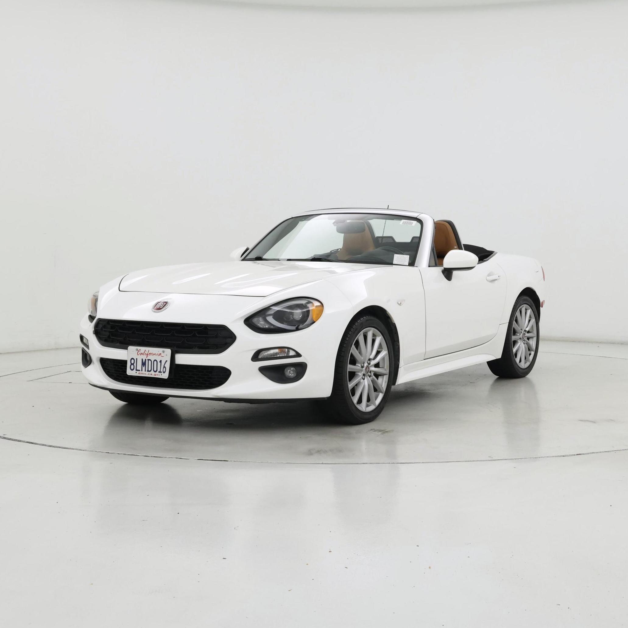 Thumbnail: 2019 Fiat 124 Spider - 4