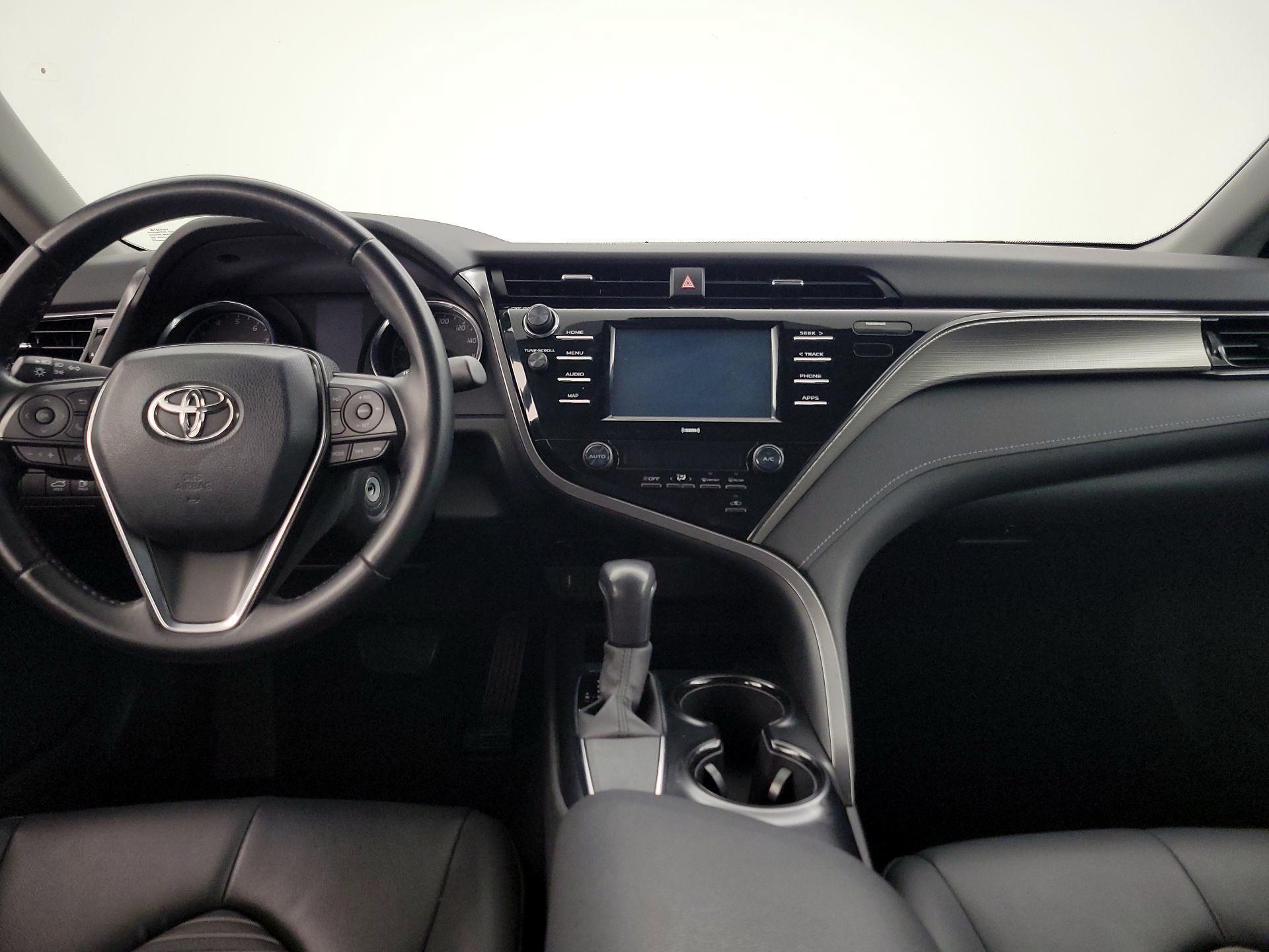 Thumbnail: 2020 Toyota Camry - 9