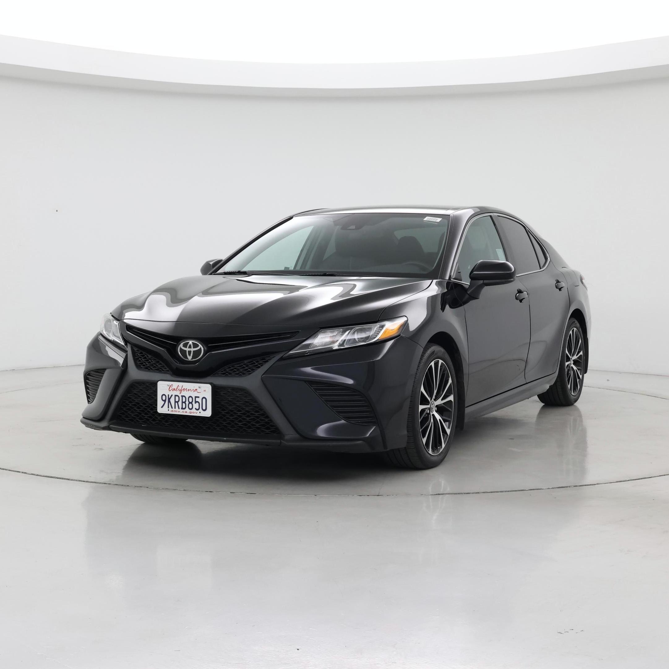 Thumbnail: 2020 Toyota Camry - 4