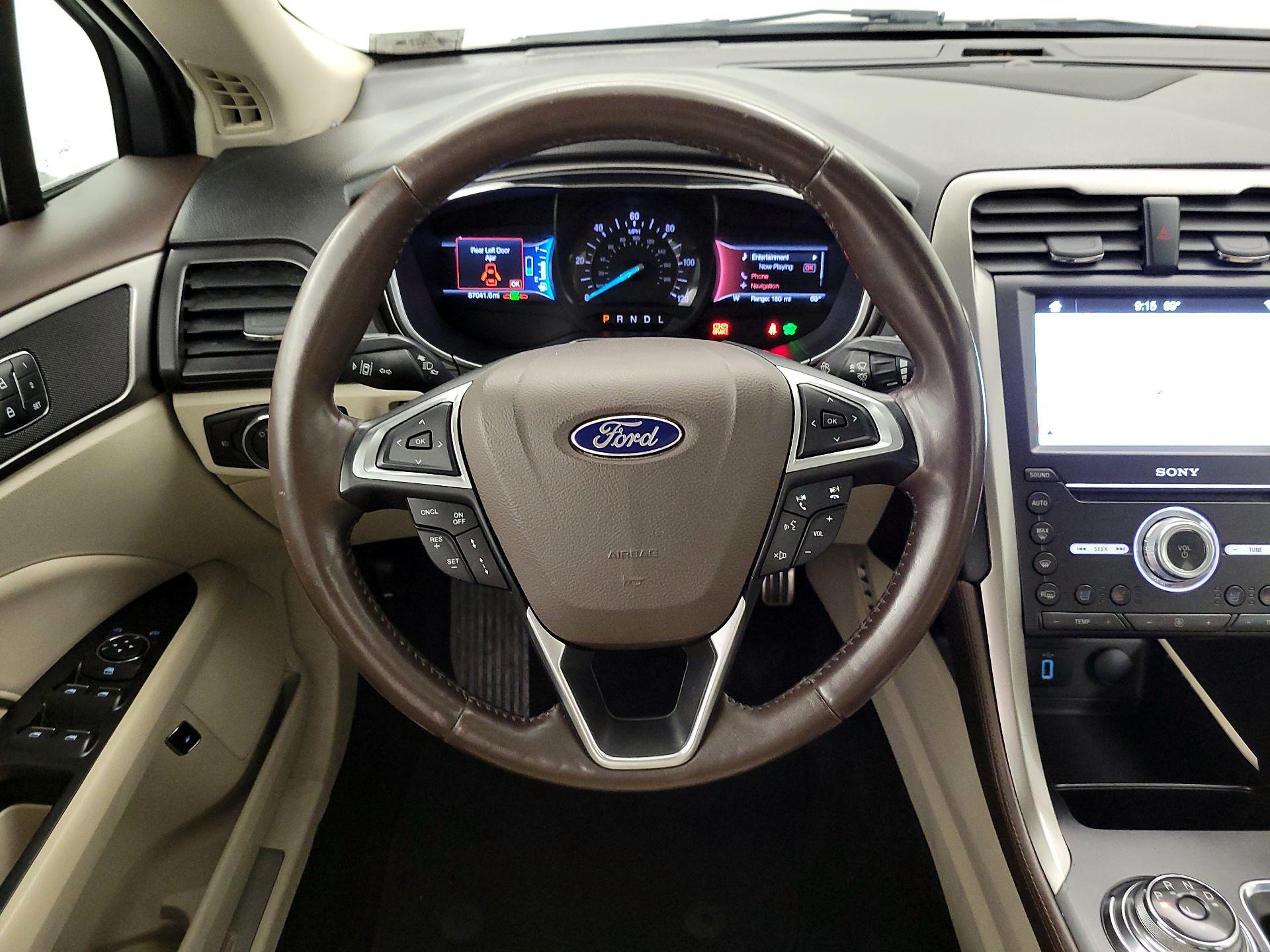 Thumbnail: 2017 Ford Fusion - 10
