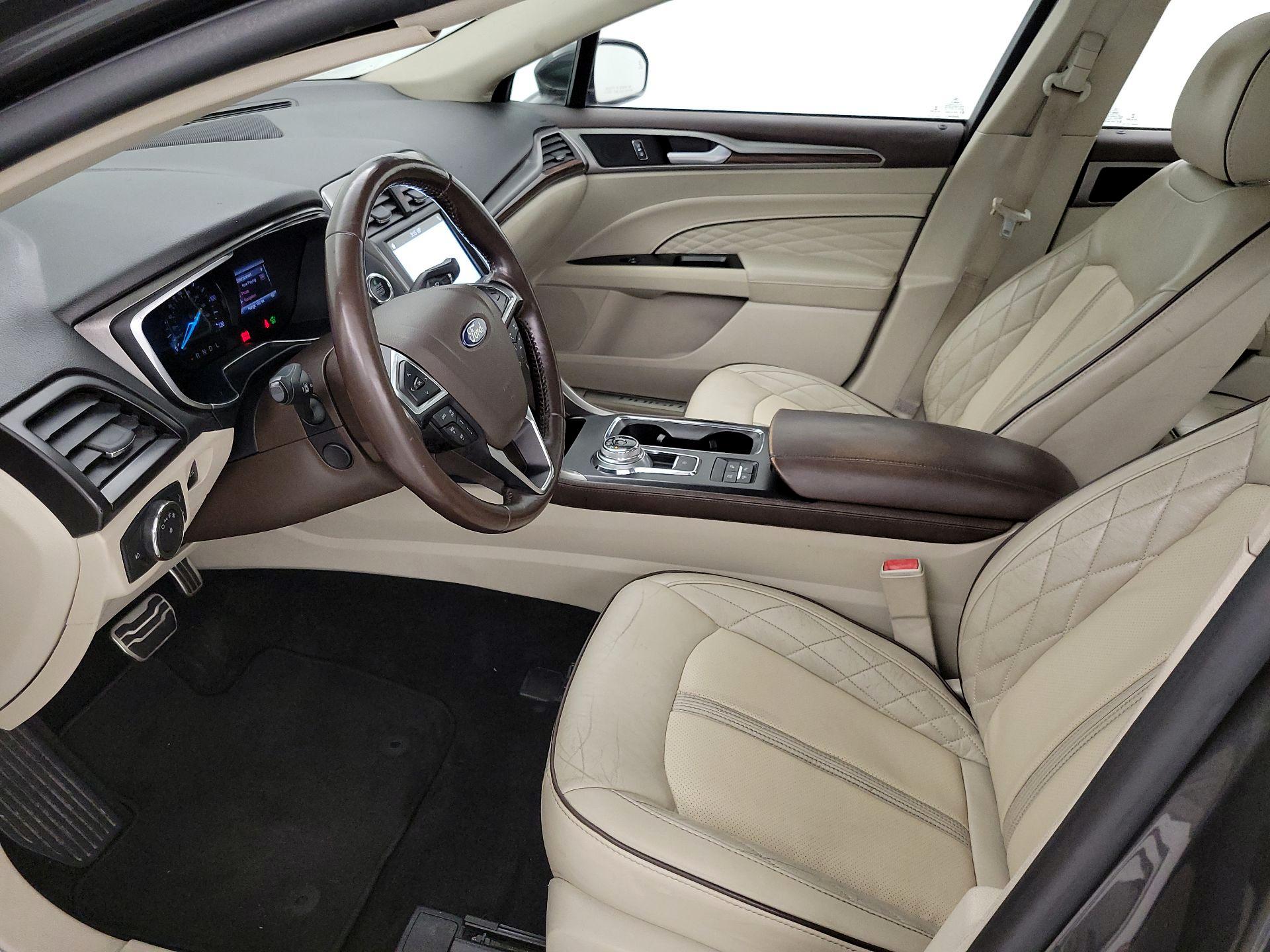 Thumbnail: 2017 Ford Fusion - 11