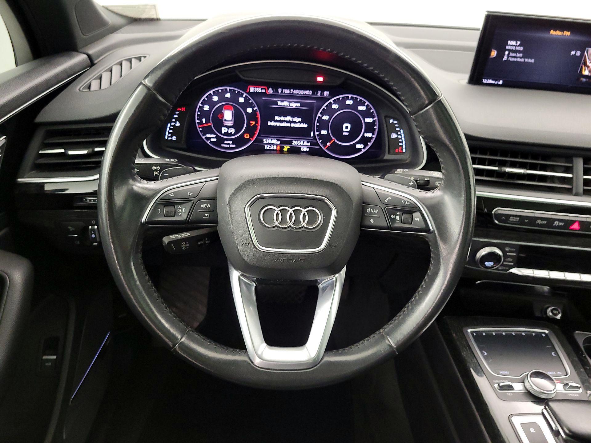 Thumbnail: 2019 Audi Q7 - 10