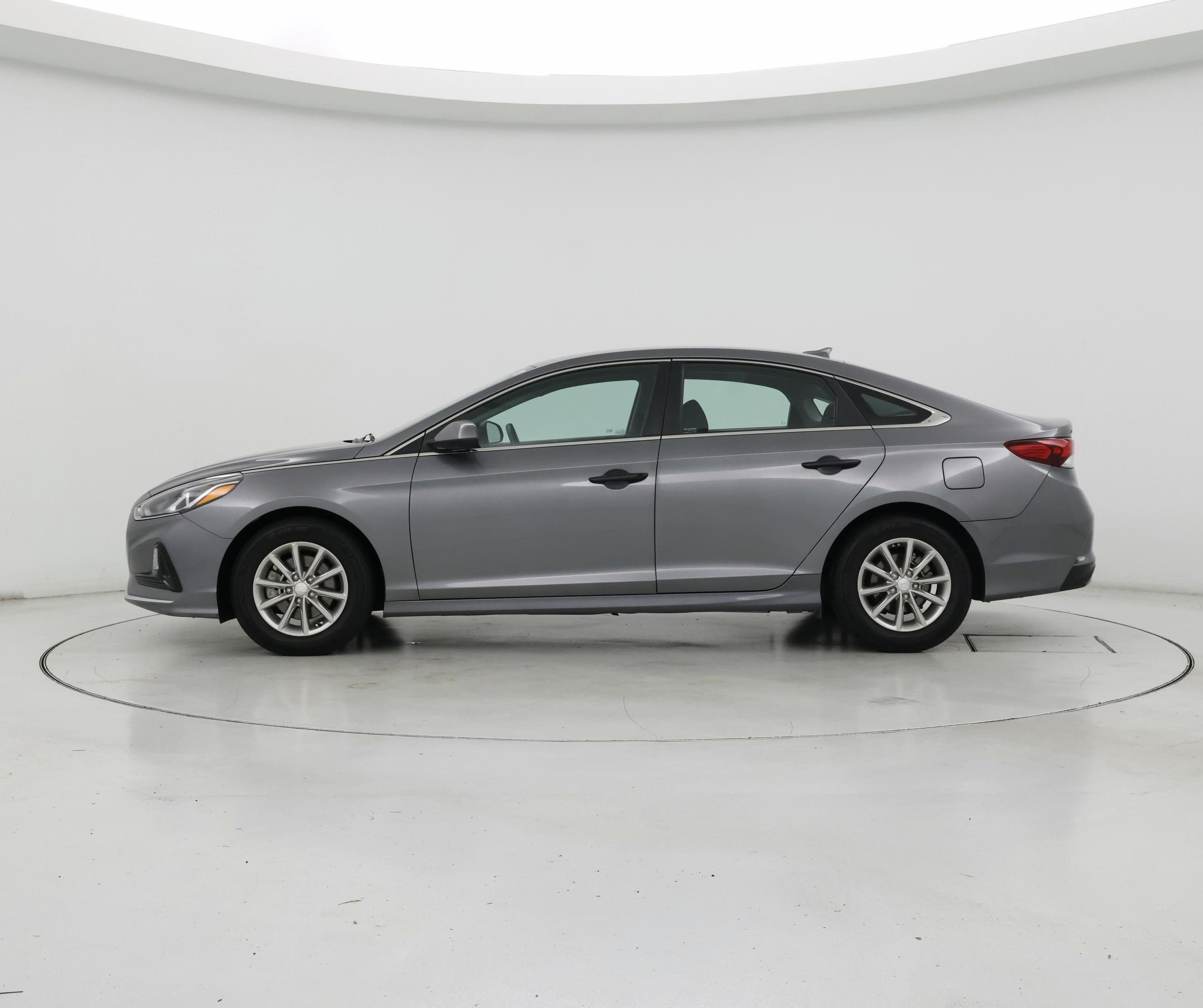 Thumbnail: 2018 Hyundai Sonata - 3