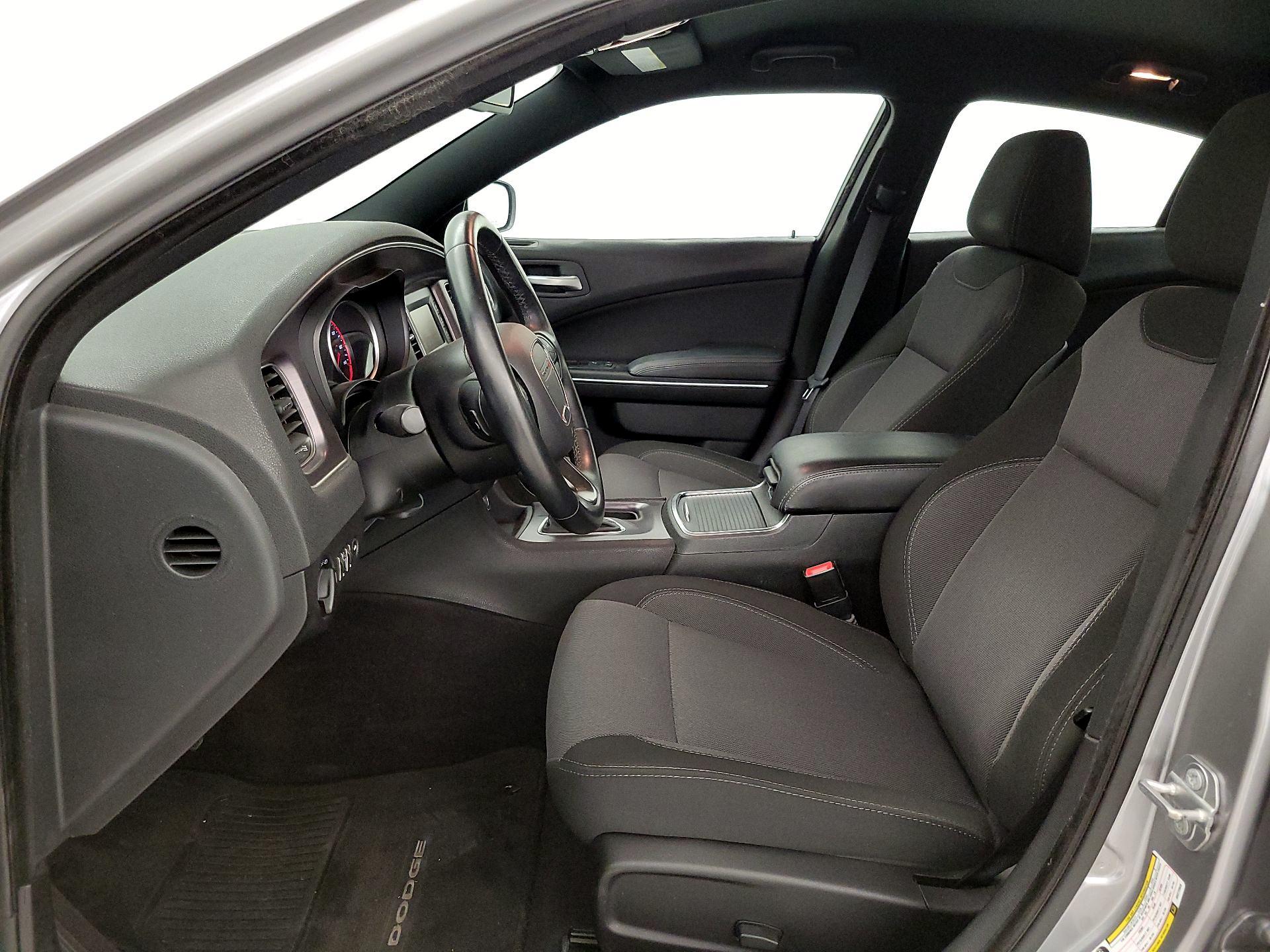 Thumbnail: 2016 Dodge Charger - 11